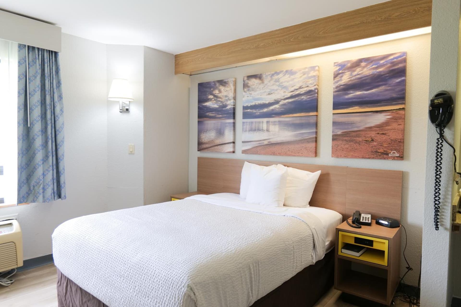 Days Inn by Wyndham Flint/Bishop International Airport gallery photo in Flint, MI — image 4