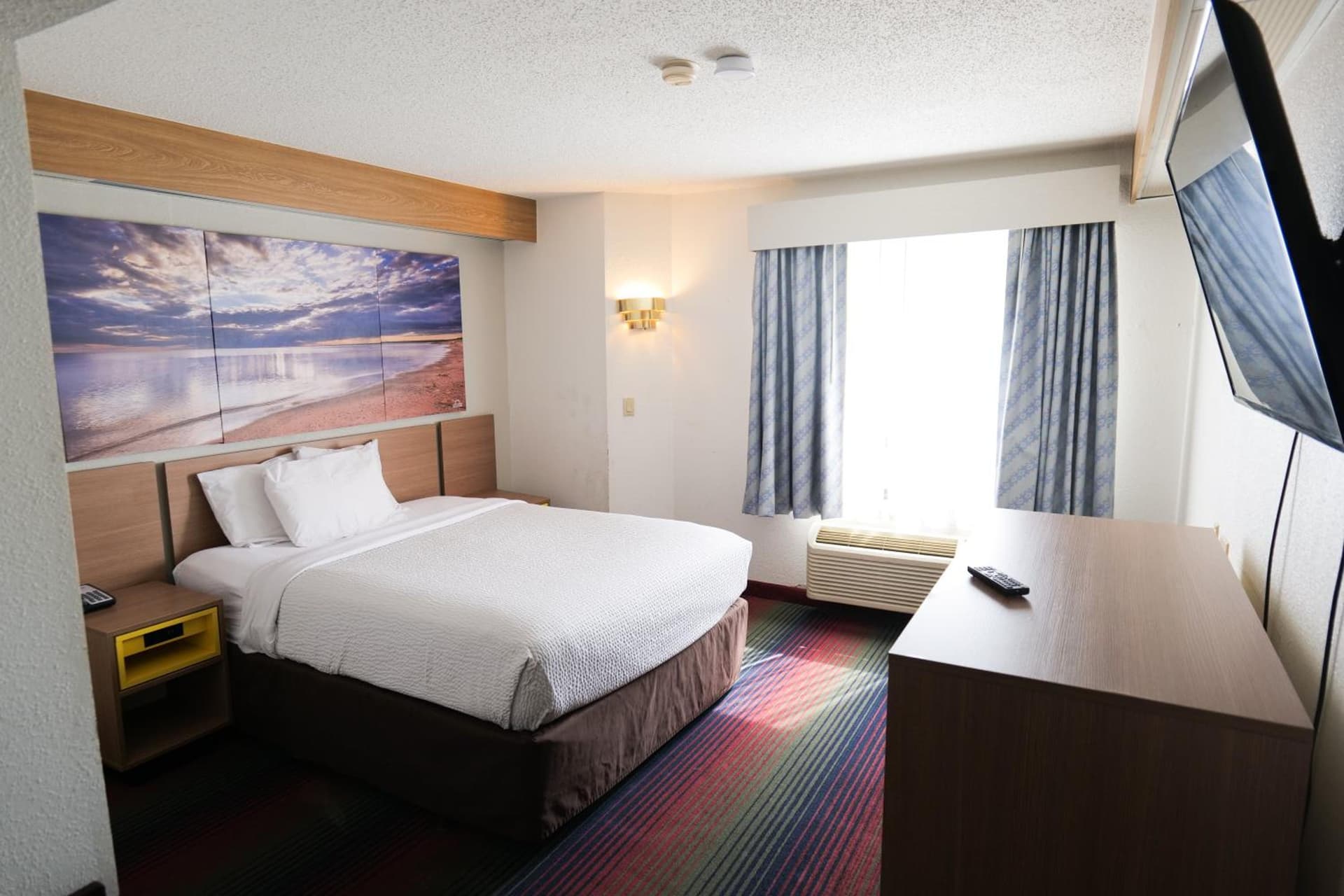 Days Inn by Wyndham Flint/Bishop International Airport gallery photo in Flint, MI — image 9