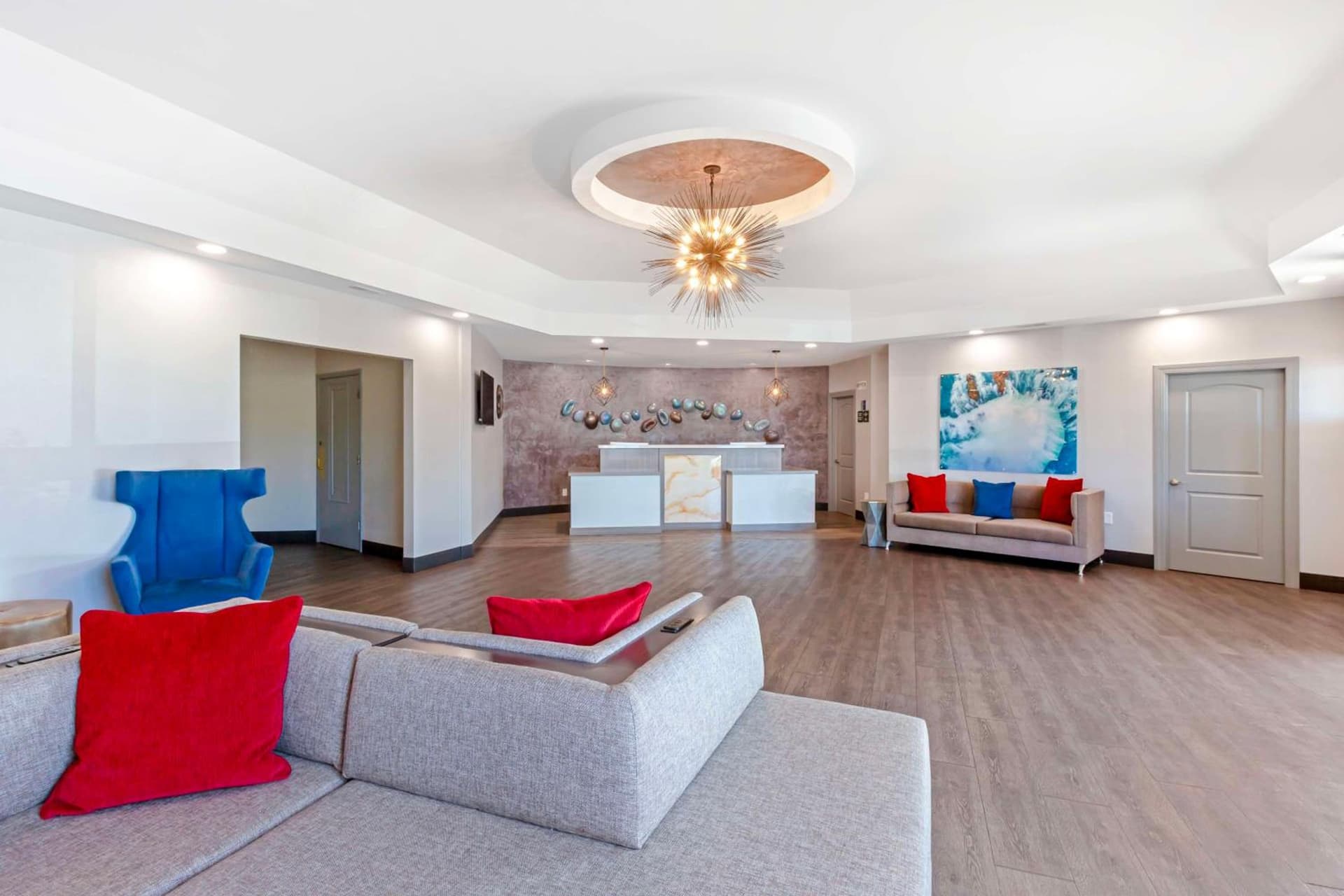 Best Western Summit Inn property views in Niagara Falls, NY — gallery photo 3