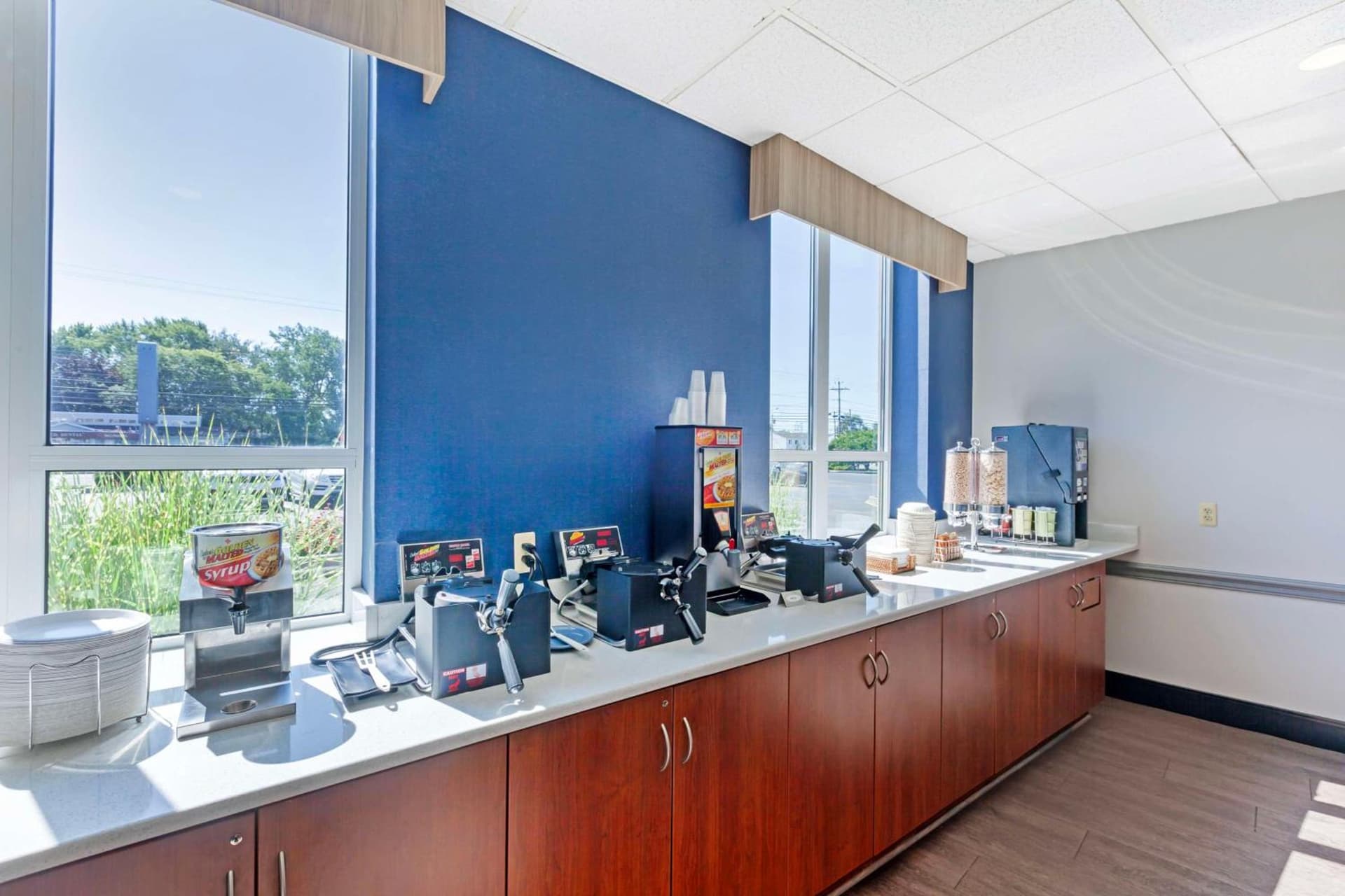 Best Western Summit Inn gallery photo in Niagara Falls, NY — image 8