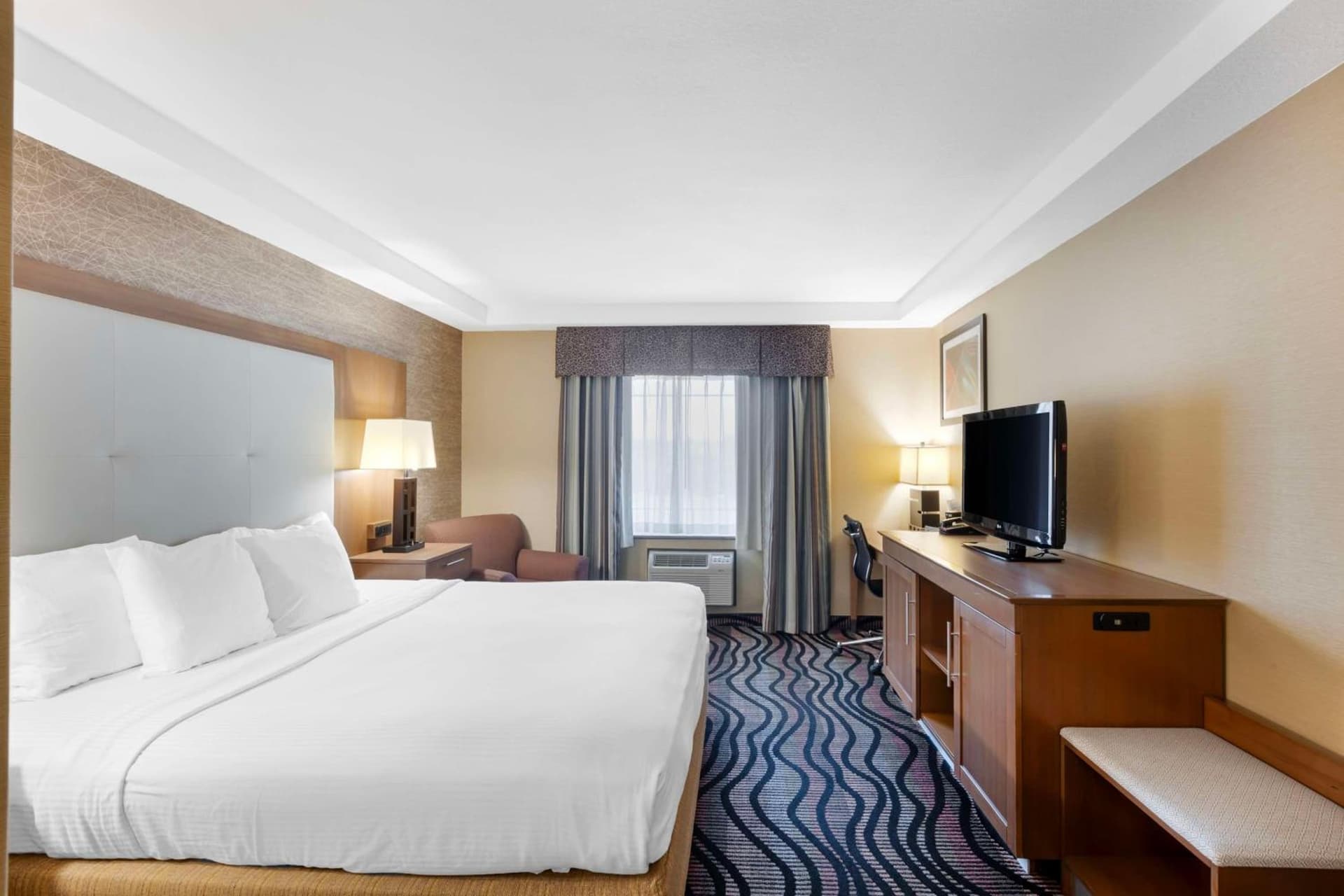 Best Western Summit Inn gallery photo in Niagara Falls, NY — image 21