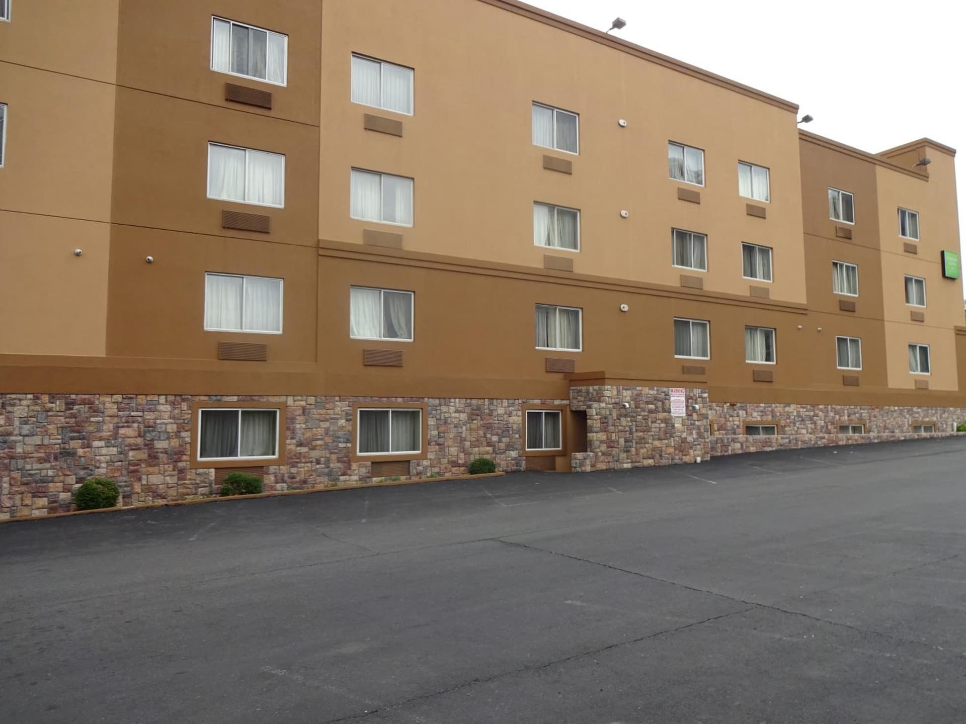 Sheridan Hotel gallery photo in Bronx, NY — image 23