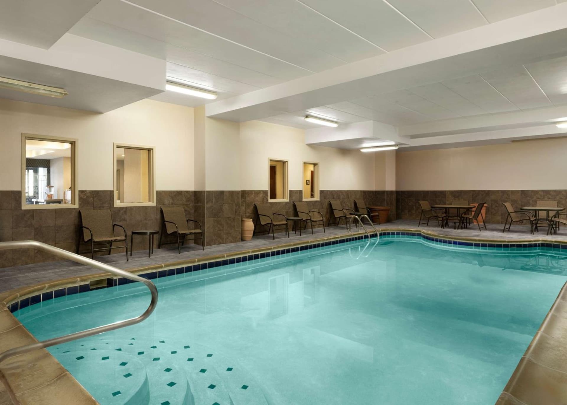 Hampton Inn Troy interior in Troy, OH — gallery photo 2