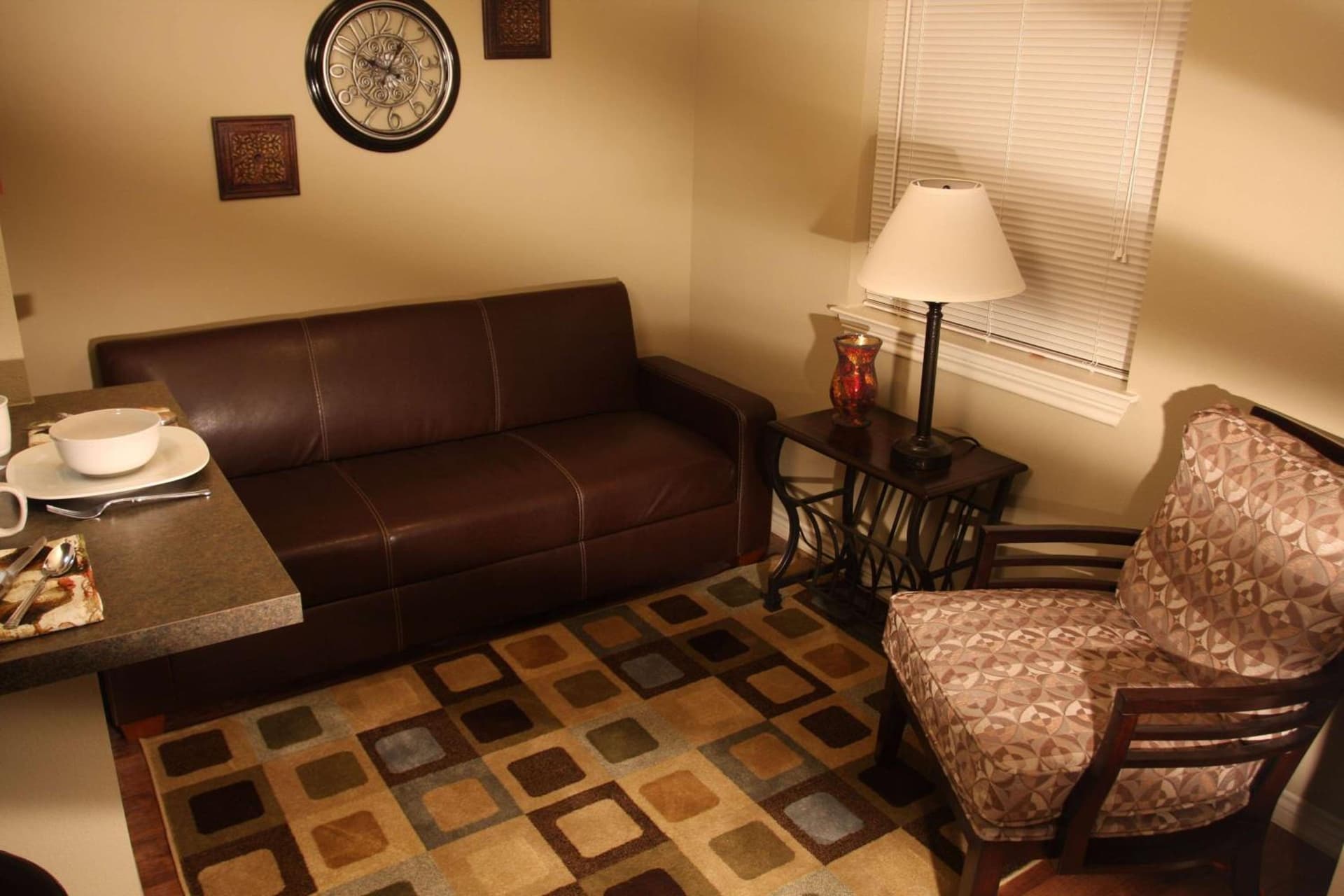 Eagle's Den Suites Andrews a Travelodge by Wyndham interior in Andrews, TX — gallery photo 2
