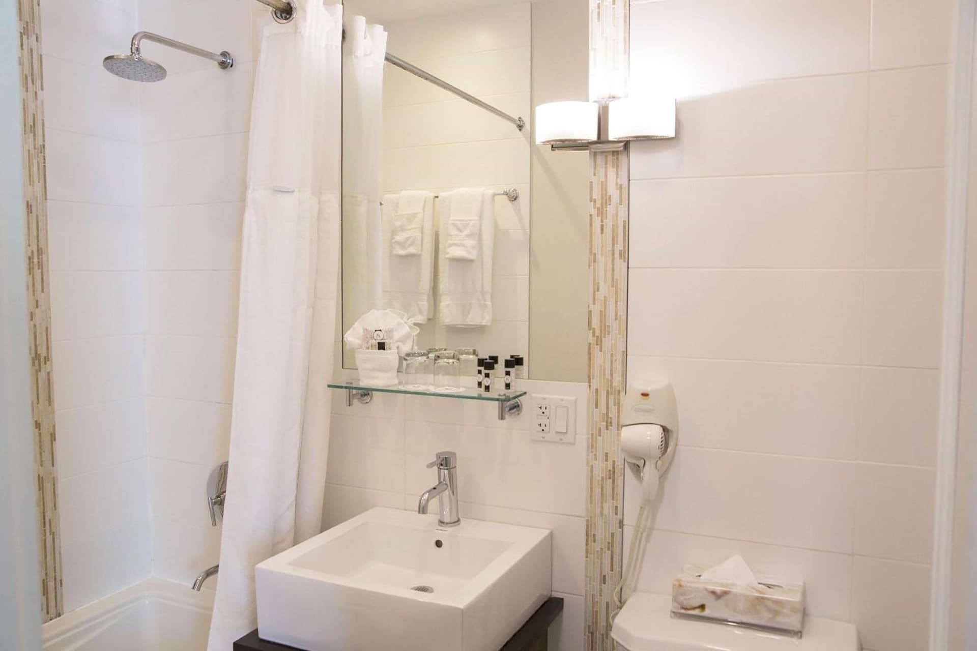 Aura Hotel Brooklyn gallery photo in Brooklyn, NY — image 58