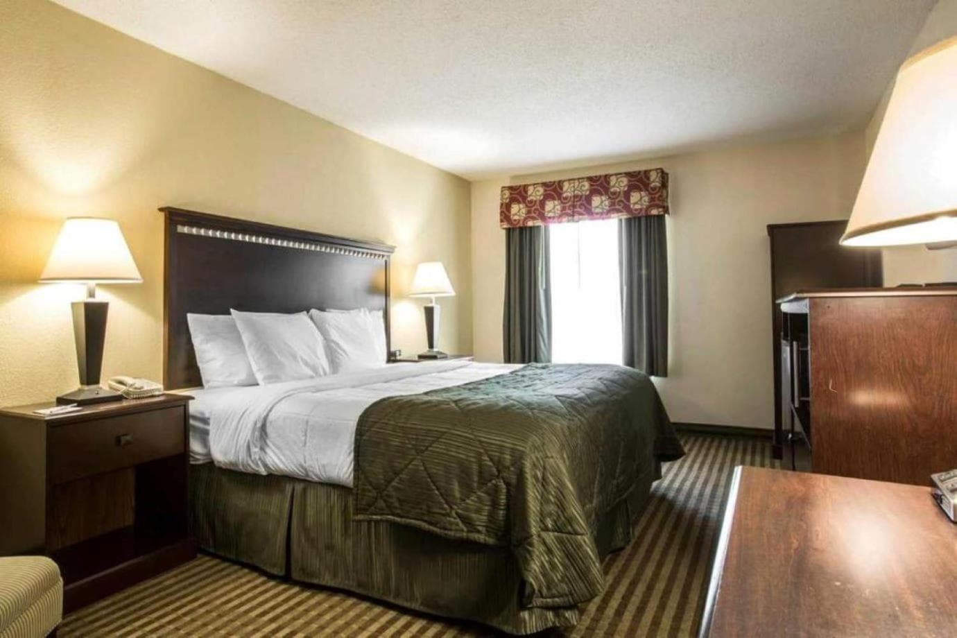 Quality Inn & Suites Greenville - Haywood Mall gallery photo in Greenville, SC — image 37