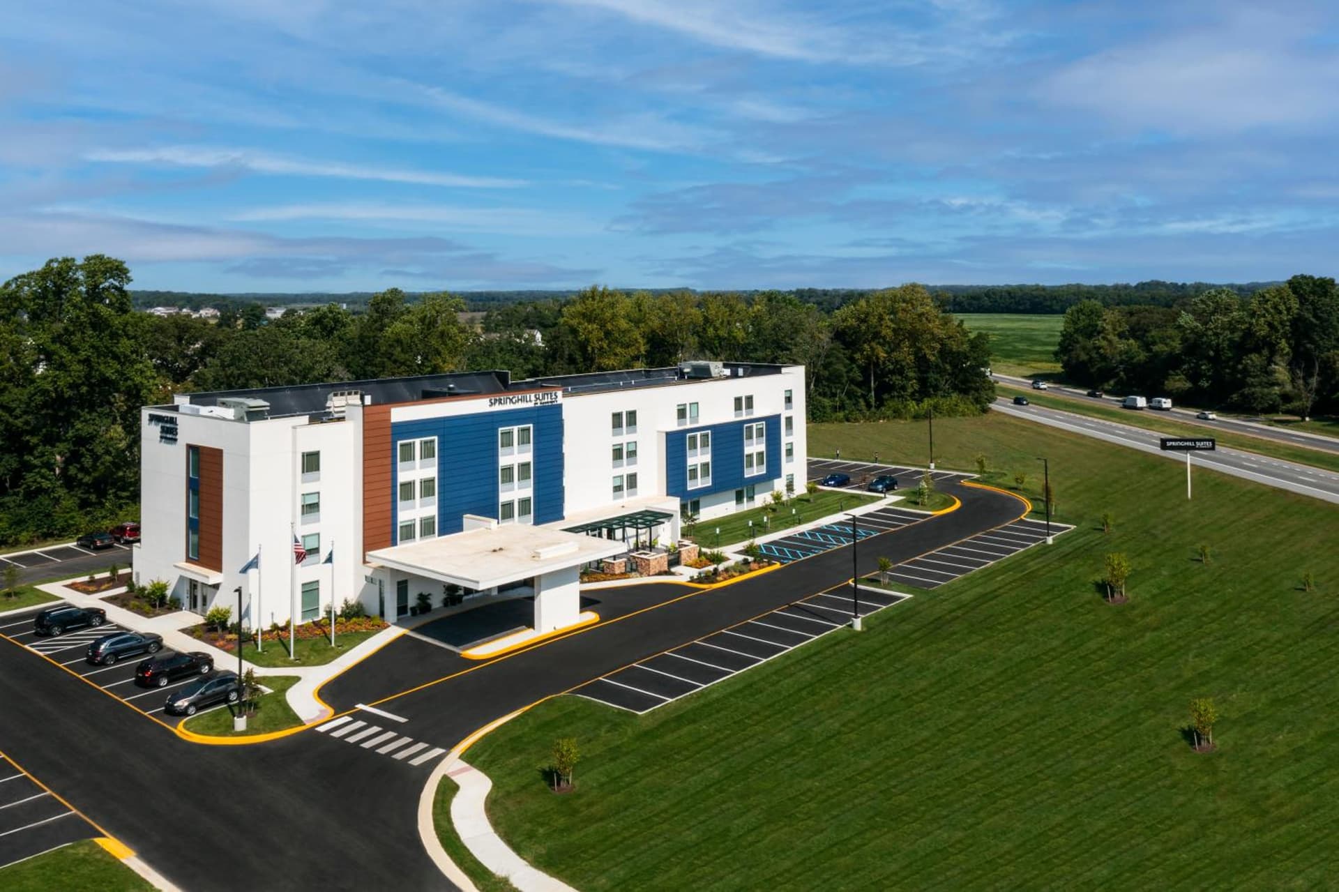 SpringHill Suites by Marriott Frederica interior in Frederica, DE — gallery photo 2