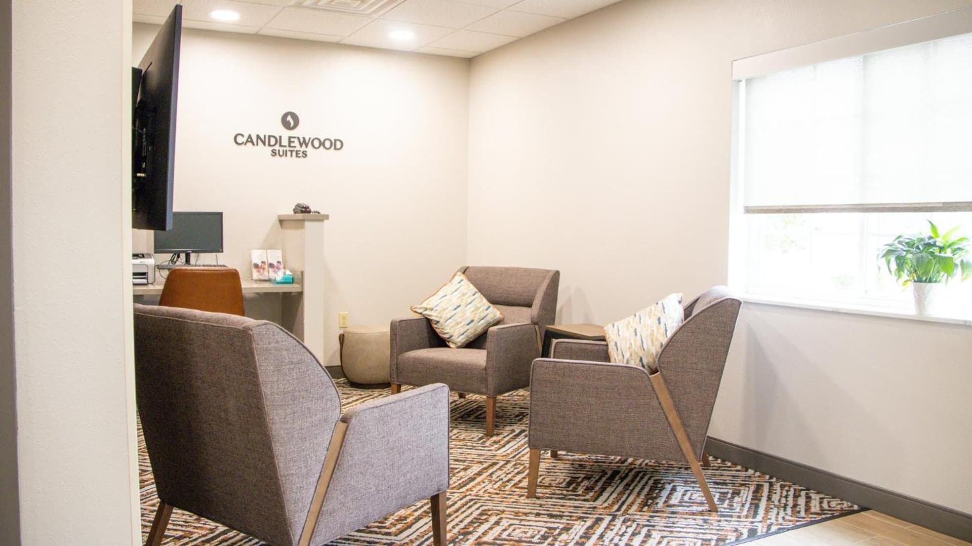Candlewood Suites - Peoria at Grand Prairie by IHG gallery photo in Peoria, IL — image 35