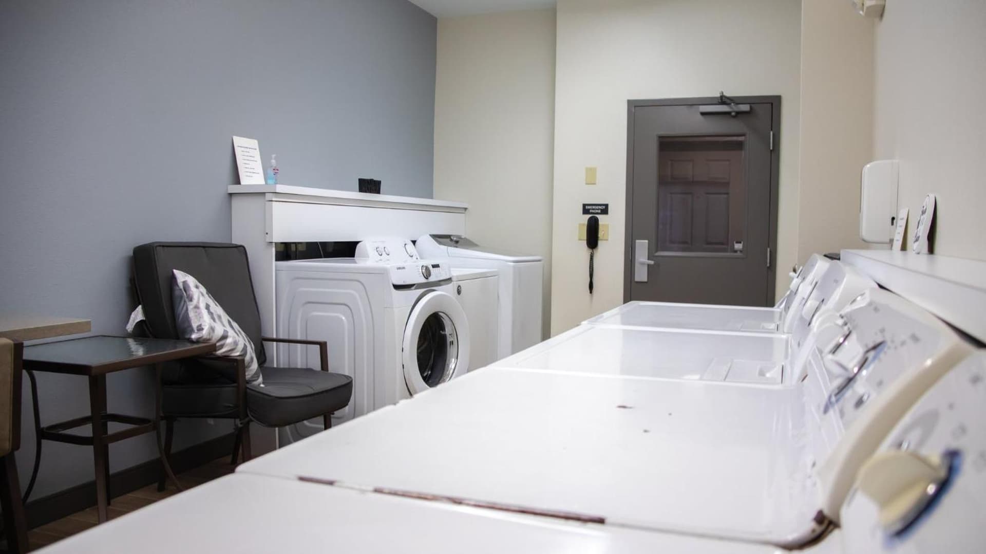 Candlewood Suites - Peoria at Grand Prairie by IHG gallery photo in Peoria, IL — image 39