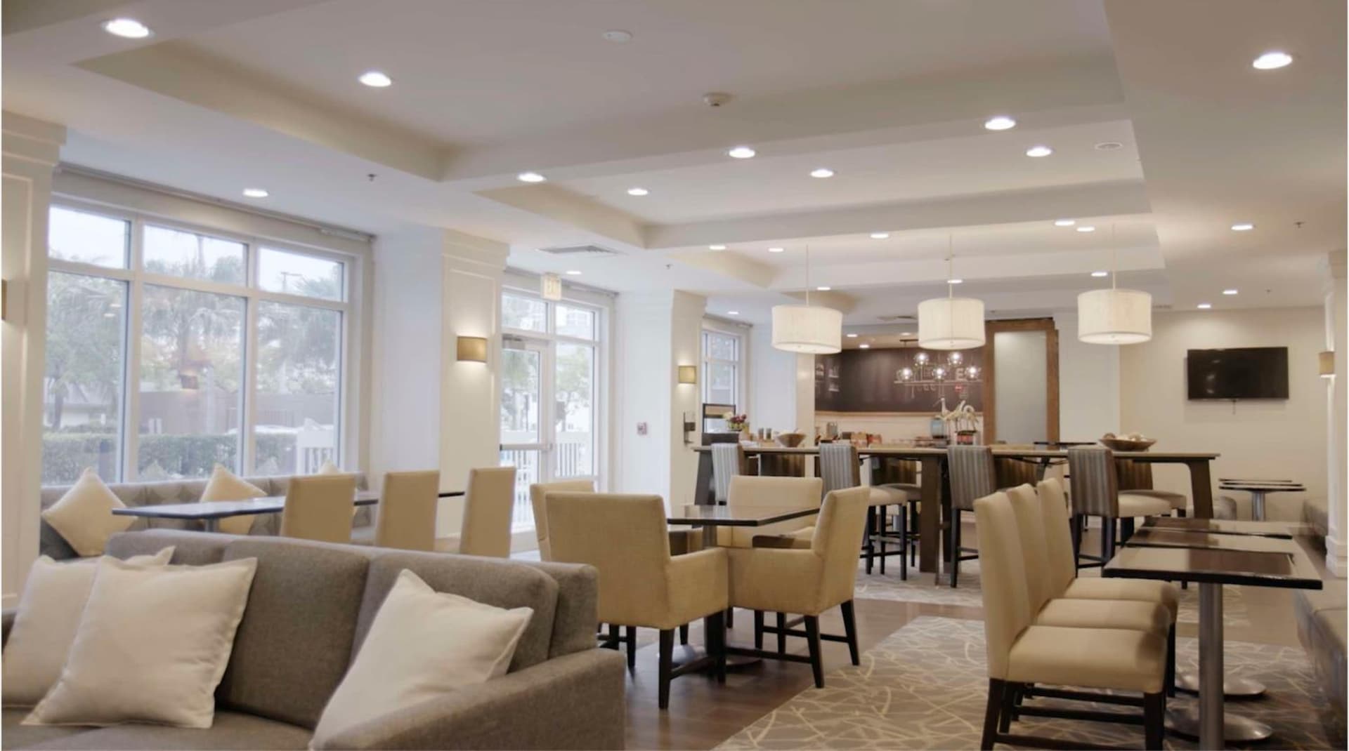 Hampton Inn Hallandale Beach-Aventura gallery photo in Hollywood, FL — image 5