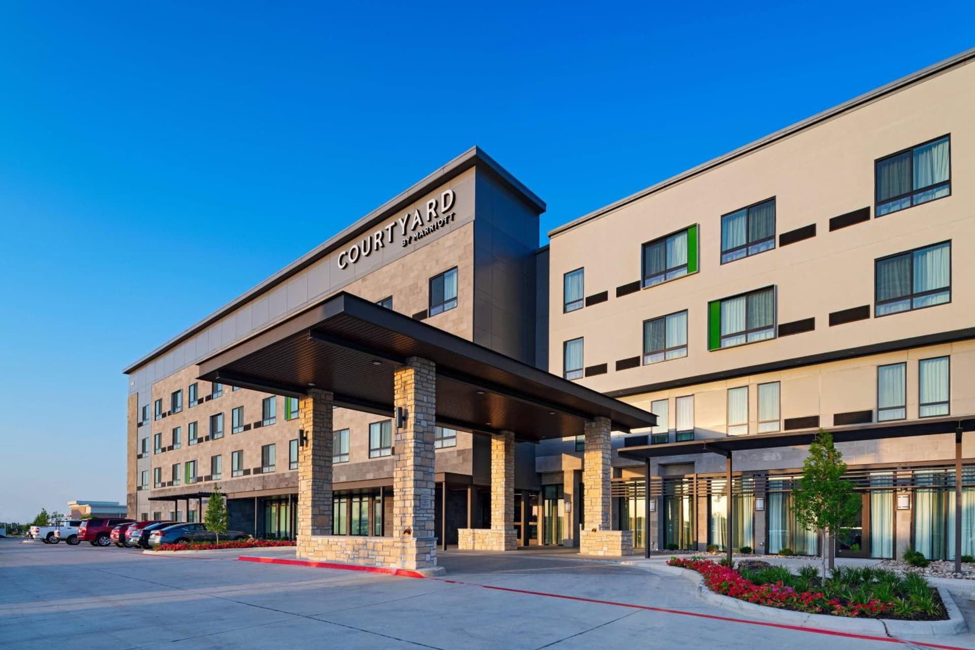 Courtyard Dallas Grand Prairie — hotel in Grand Prairie, Texas