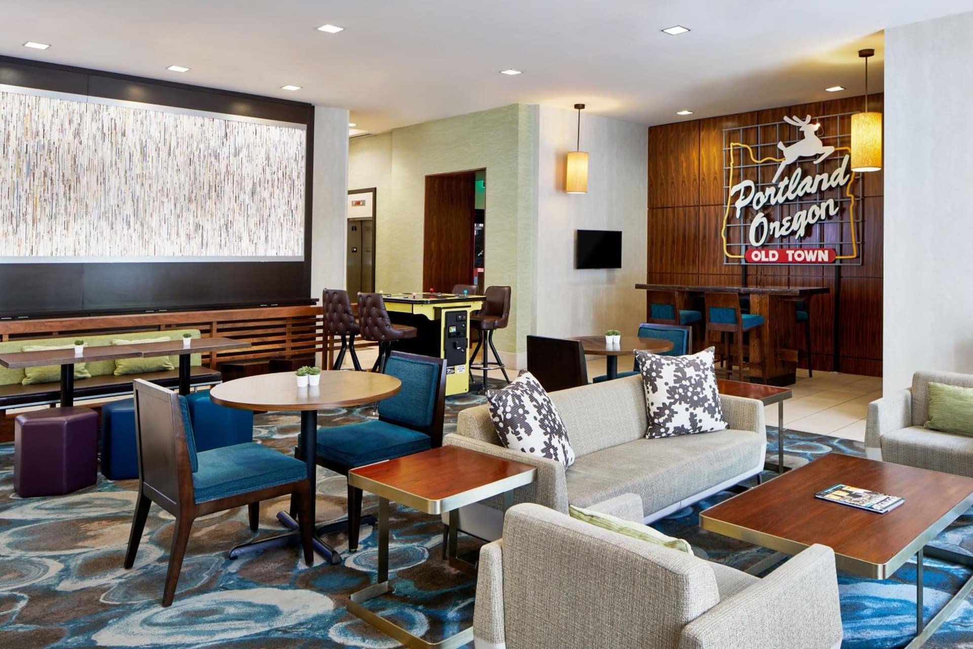 Courtyard by Marriott Portland City Center gallery photo in Portland, OR — image 7