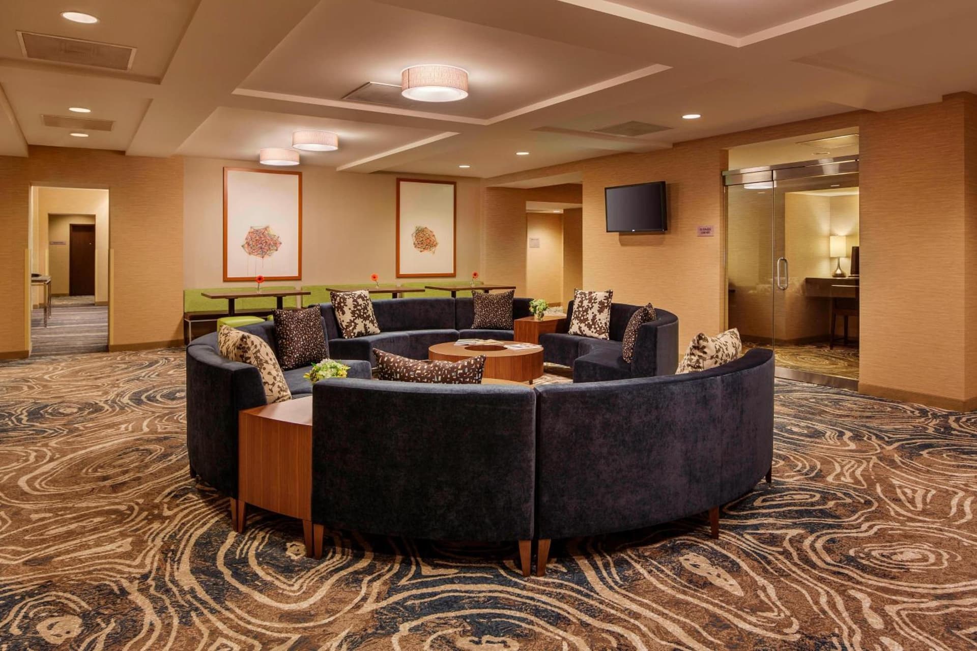 Courtyard by Marriott Portland City Center gallery photo in Portland, OR — image 45