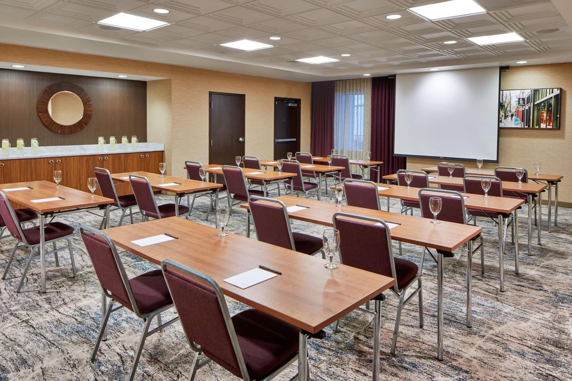 Courtyard by Marriott Portland City Center gallery photo in Portland, OR — image 15