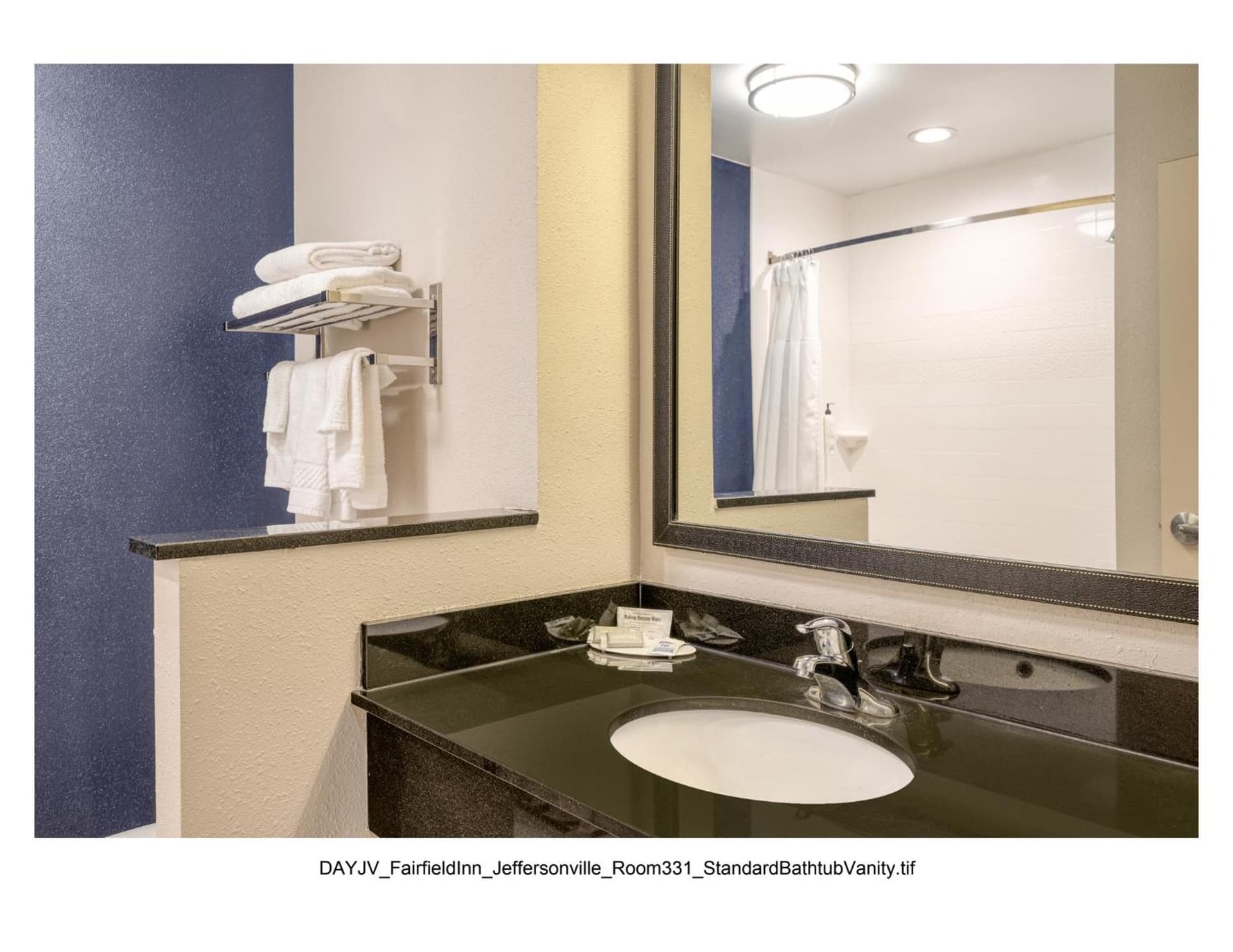 Fairfield Inn & Suites by Marriott Jeffersonville I-71 property views in Jeffersonville, OH — gallery photo 3