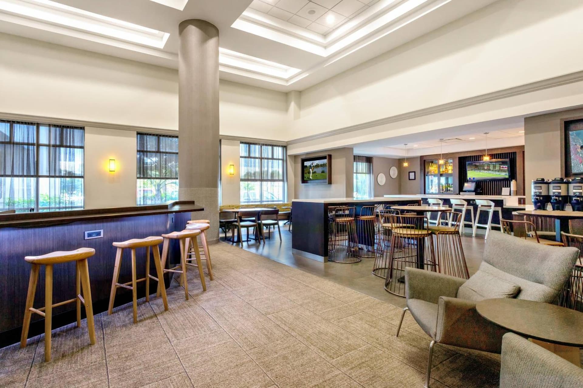 SpringHill Suites by Marriott Miami Airport South Blue Lagoon Area property views in Miami, FL — gallery photo 3