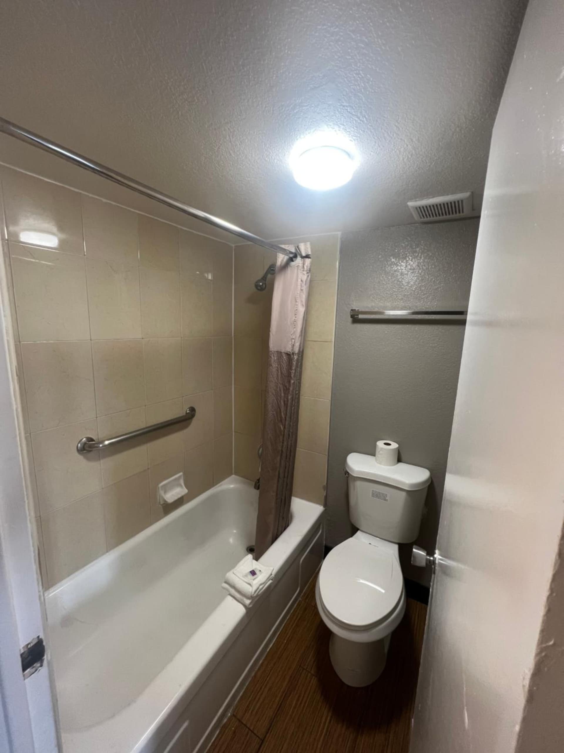 Motel 6 Glendale Phoenix gallery photo in Glendale, AZ — image 7