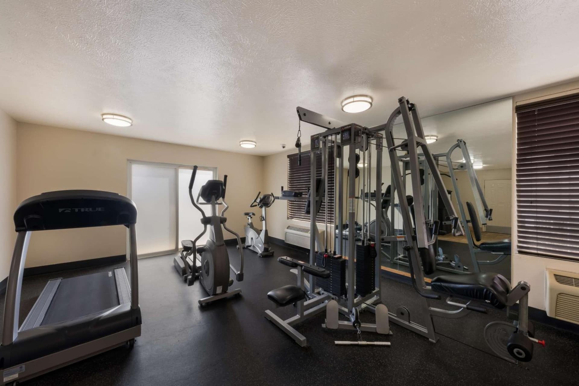 Best Western Salinas Valley Inn & Suites gallery photo in Salinas, CA — image 30