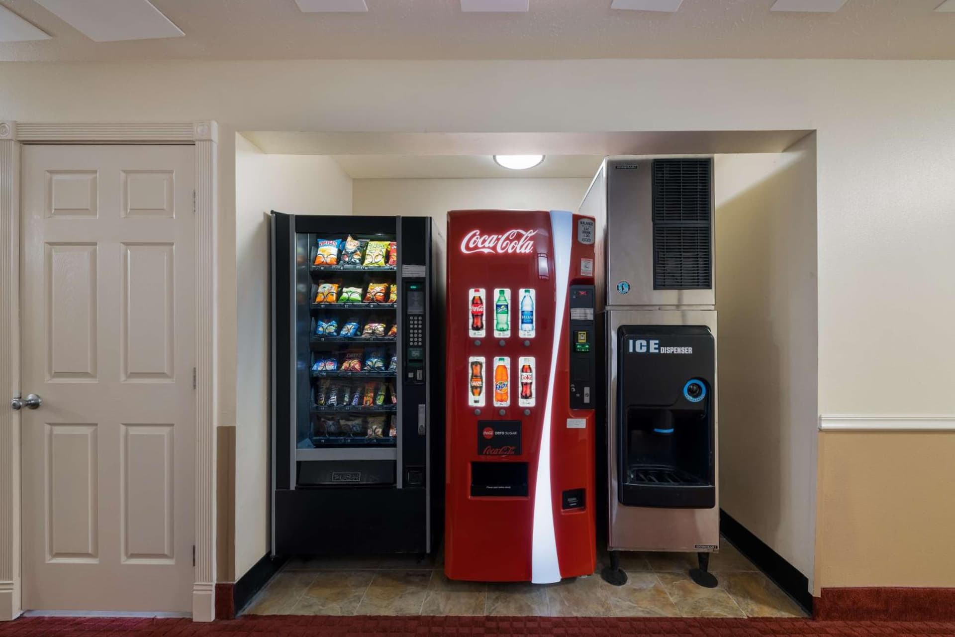 Best Western Salinas Valley Inn & Suites property views in Salinas, CA — gallery photo 3
