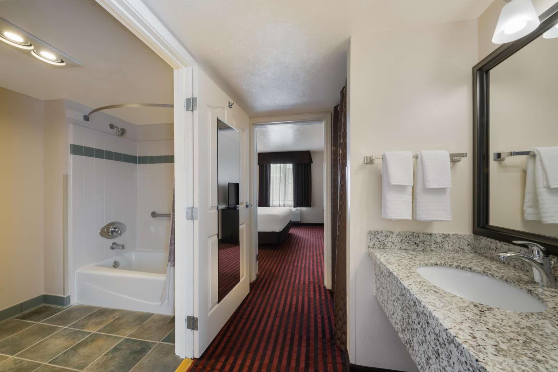 Best Western Salinas Valley Inn & Suites gallery photo in Salinas, CA — image 25