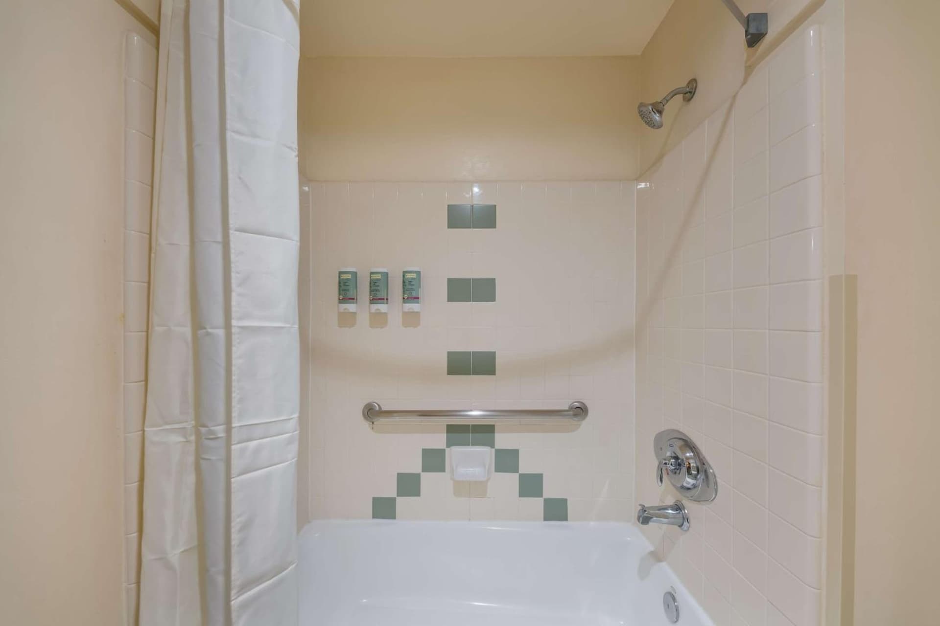 Best Western Salinas Valley Inn & Suites gallery photo in Salinas, CA — image 16
