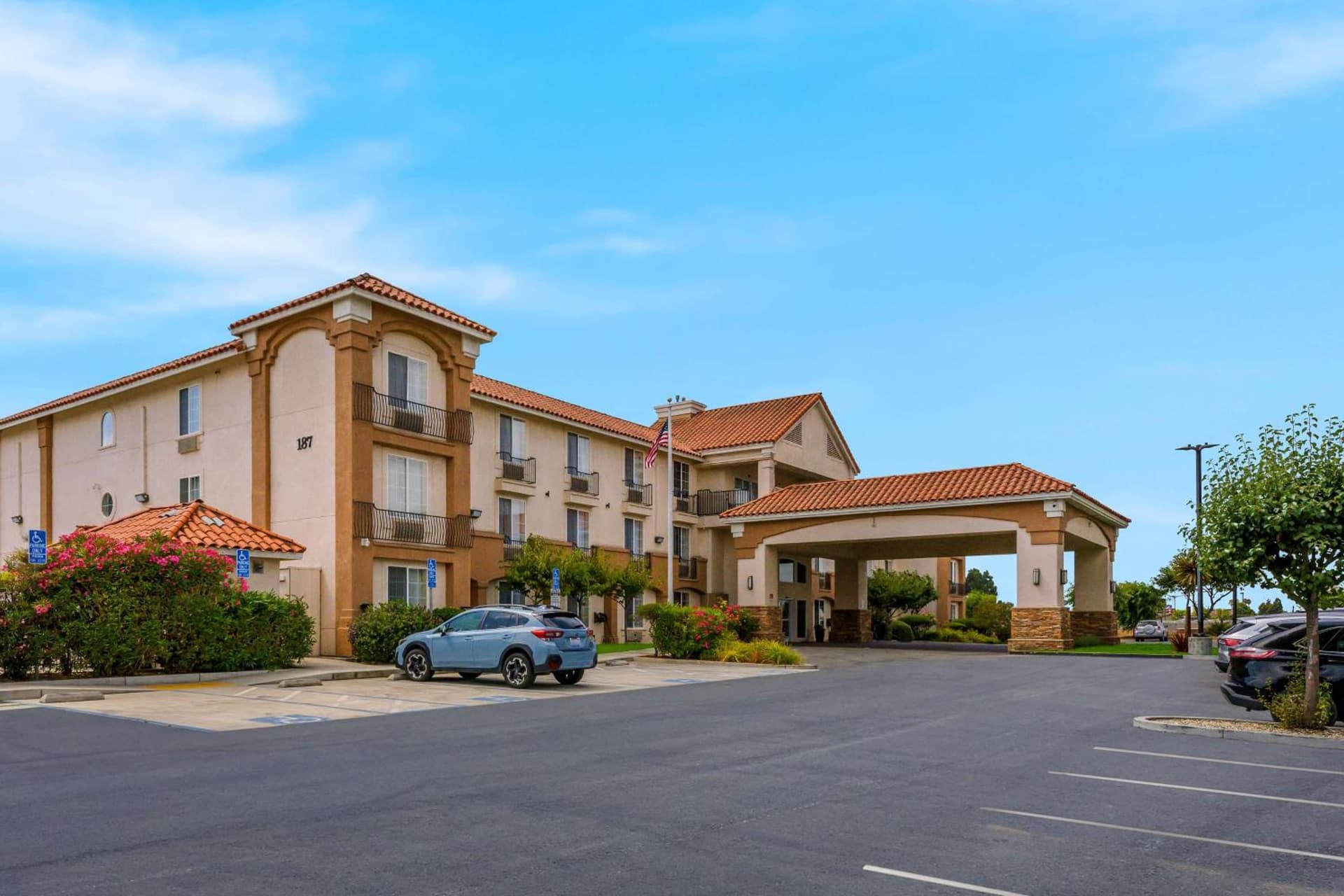 Best Western Salinas Valley Inn & Suites gallery photo in Salinas, CA — image 23