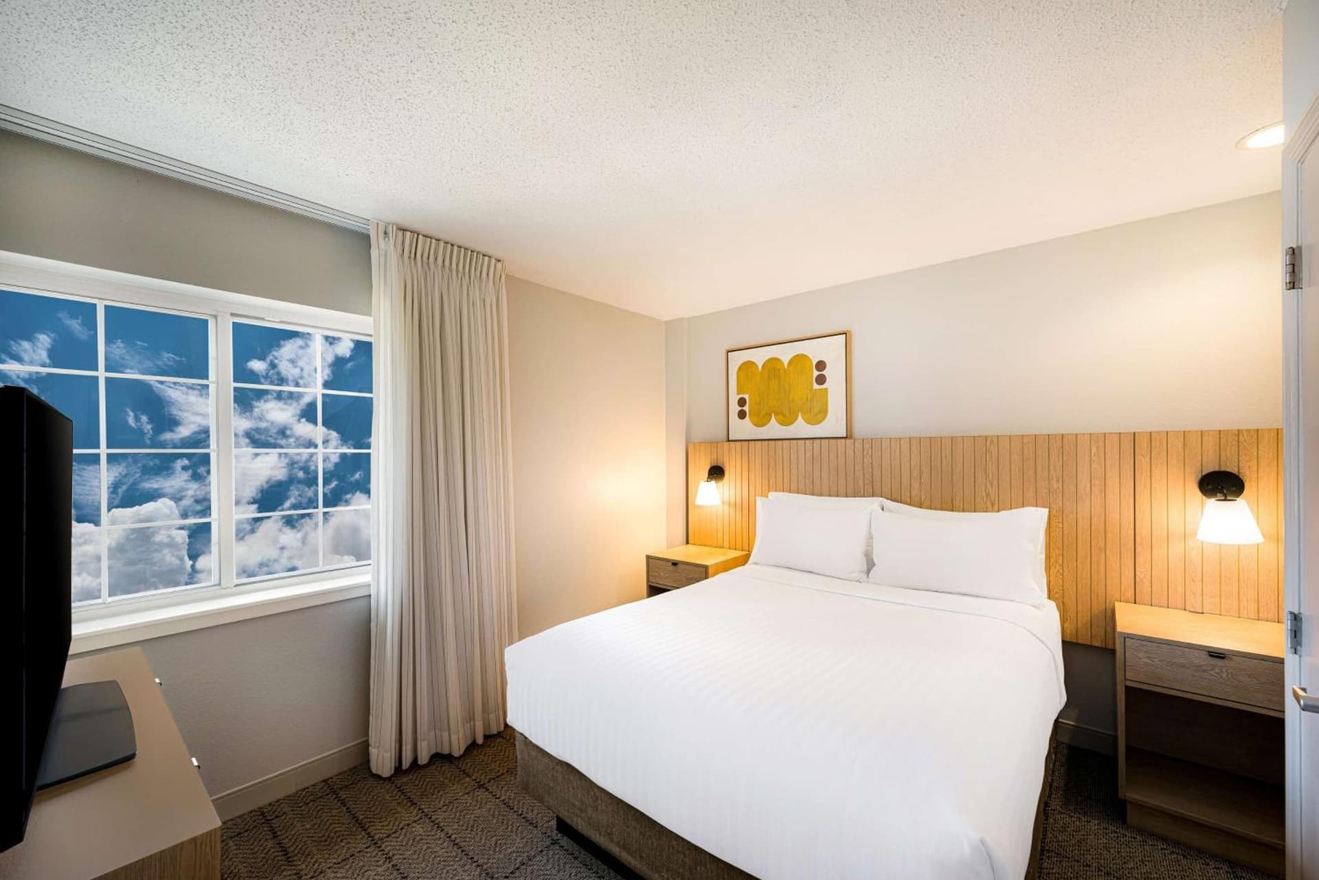 Sonesta Simply Suites Jersey City gallery photo in Jersey City, NJ — image 35