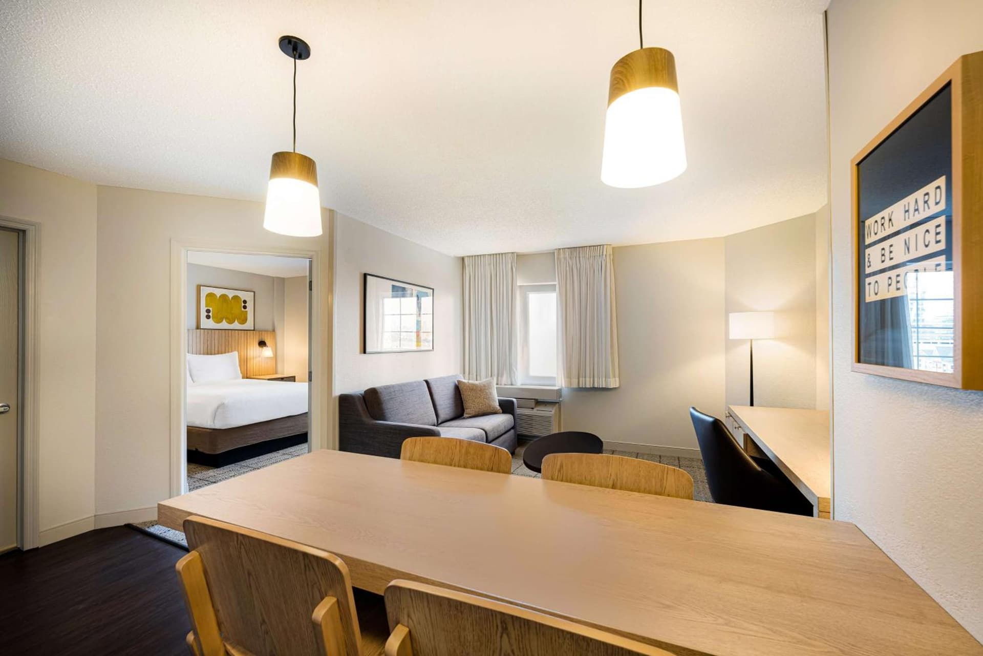Sonesta Simply Suites Jersey City gallery photo in Jersey City, NJ — image 54