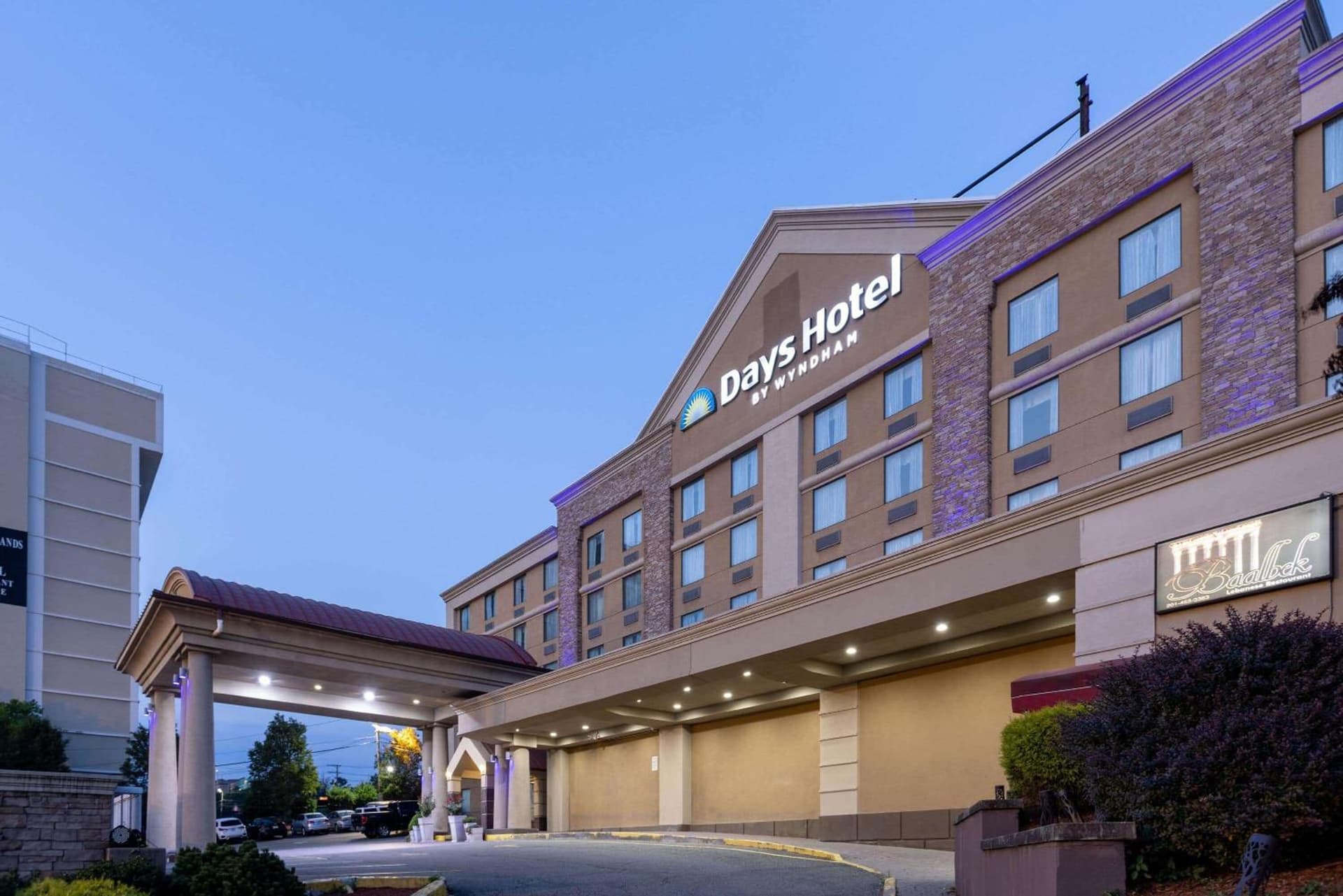 Days Hotel by Wyndham North Bergen exterior or lobby in North Bergen — main listing photo