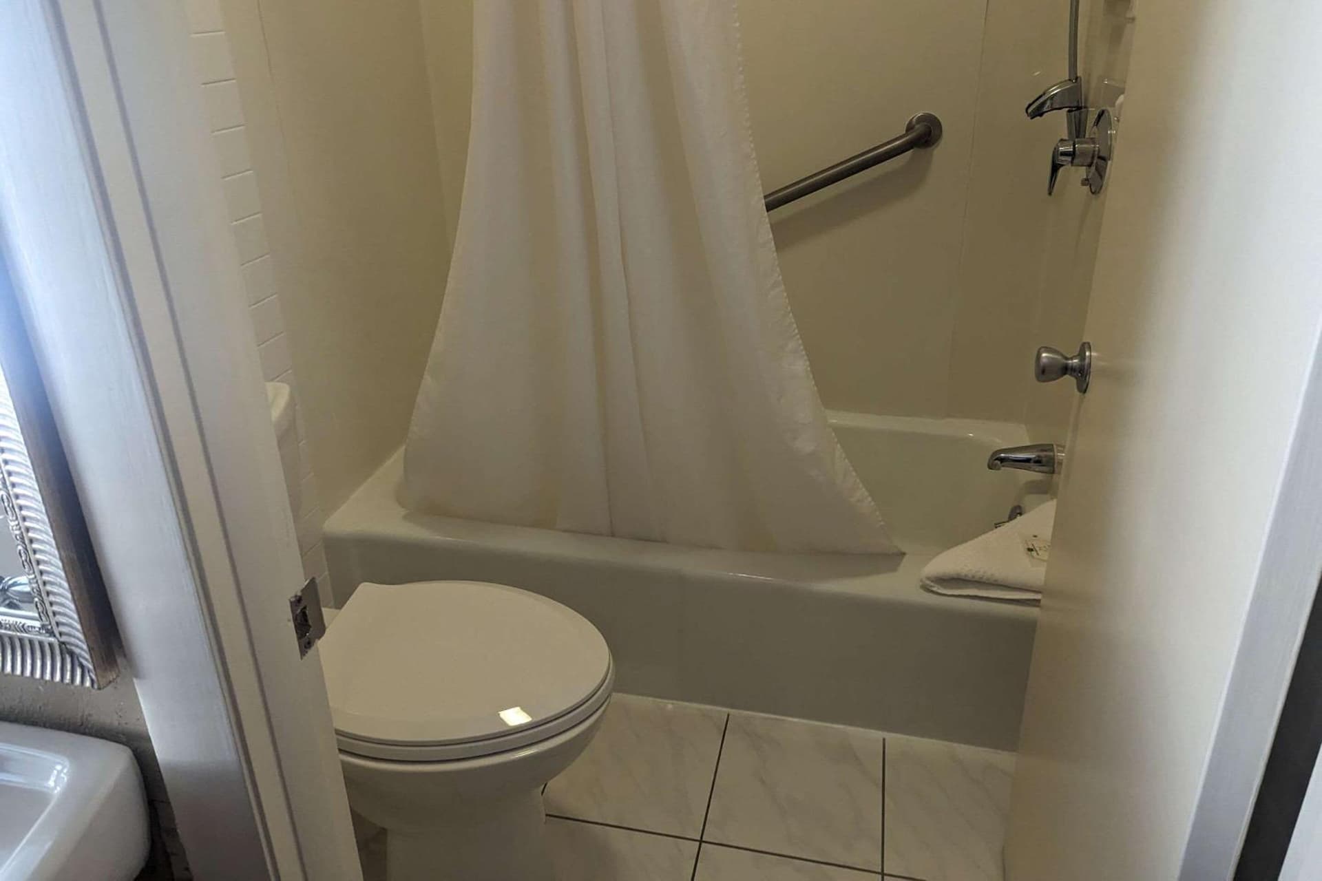 Quality Inn & Suites Northampton - Amherst gallery photo in Northampton, MA — image 19