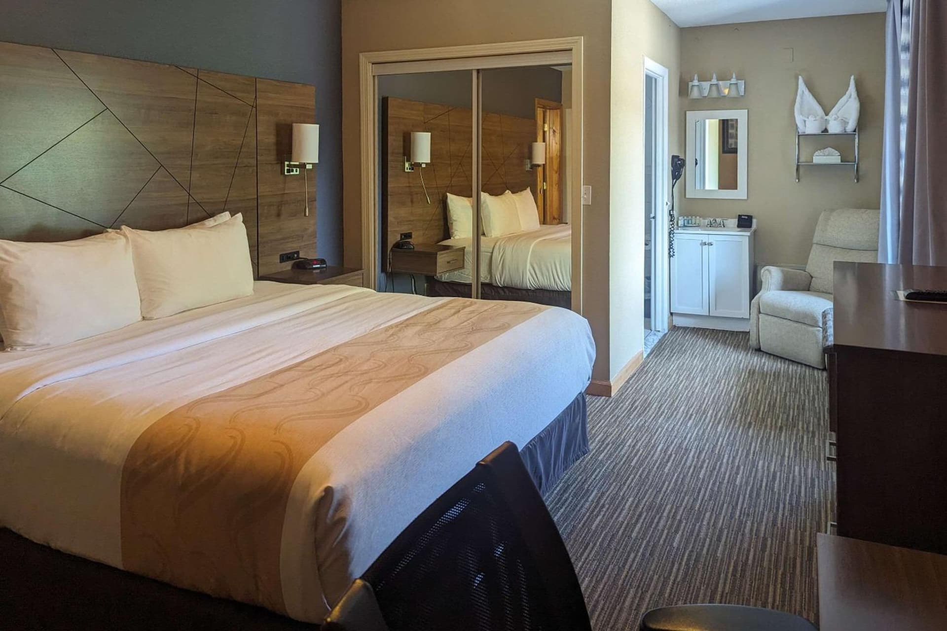 Quality Inn & Suites Northampton - Amherst gallery photo in Northampton, MA — image 21