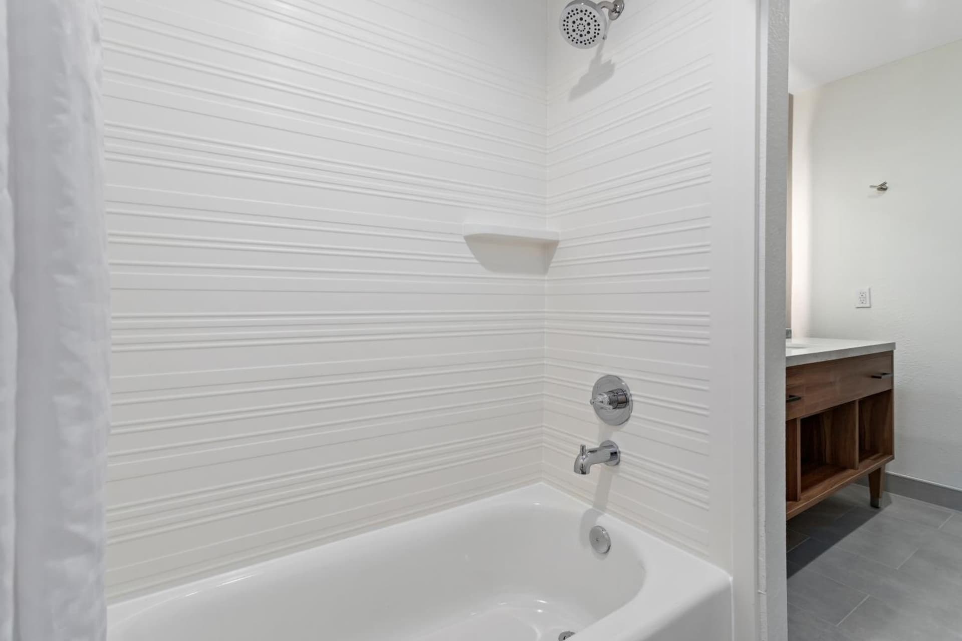 Baymont by Wyndham Beaumont gallery photo in Beaumont, TX — image 41