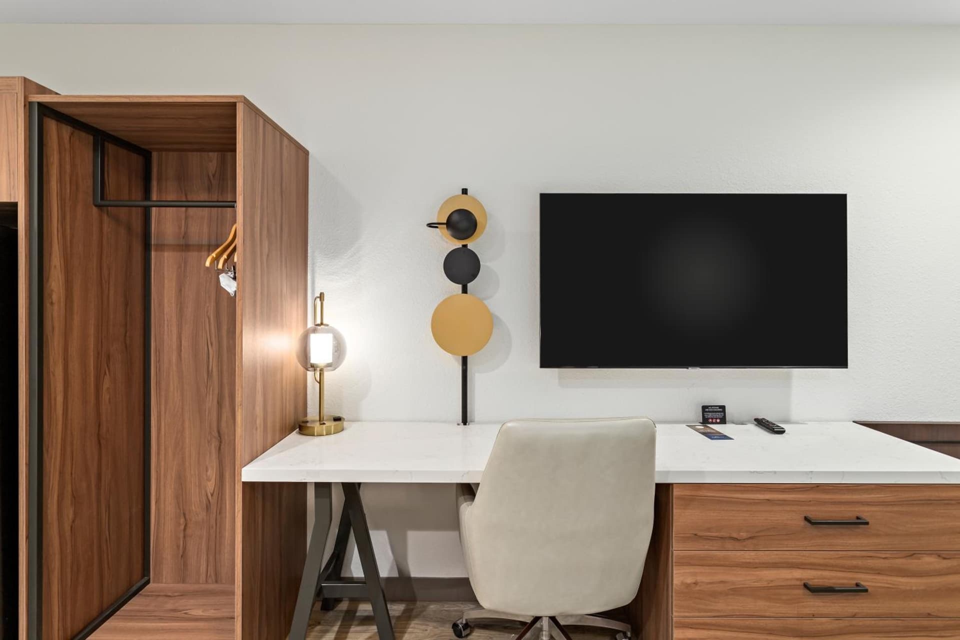 Baymont by Wyndham Beaumont gallery photo in Beaumont, TX — image 30