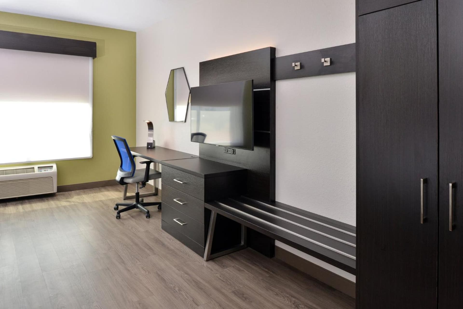 Holiday Inn Express Hotel & Suites Royse City - RockwallRockwall - Royse City by IHG gallery photo in Royse City, TX — image 17