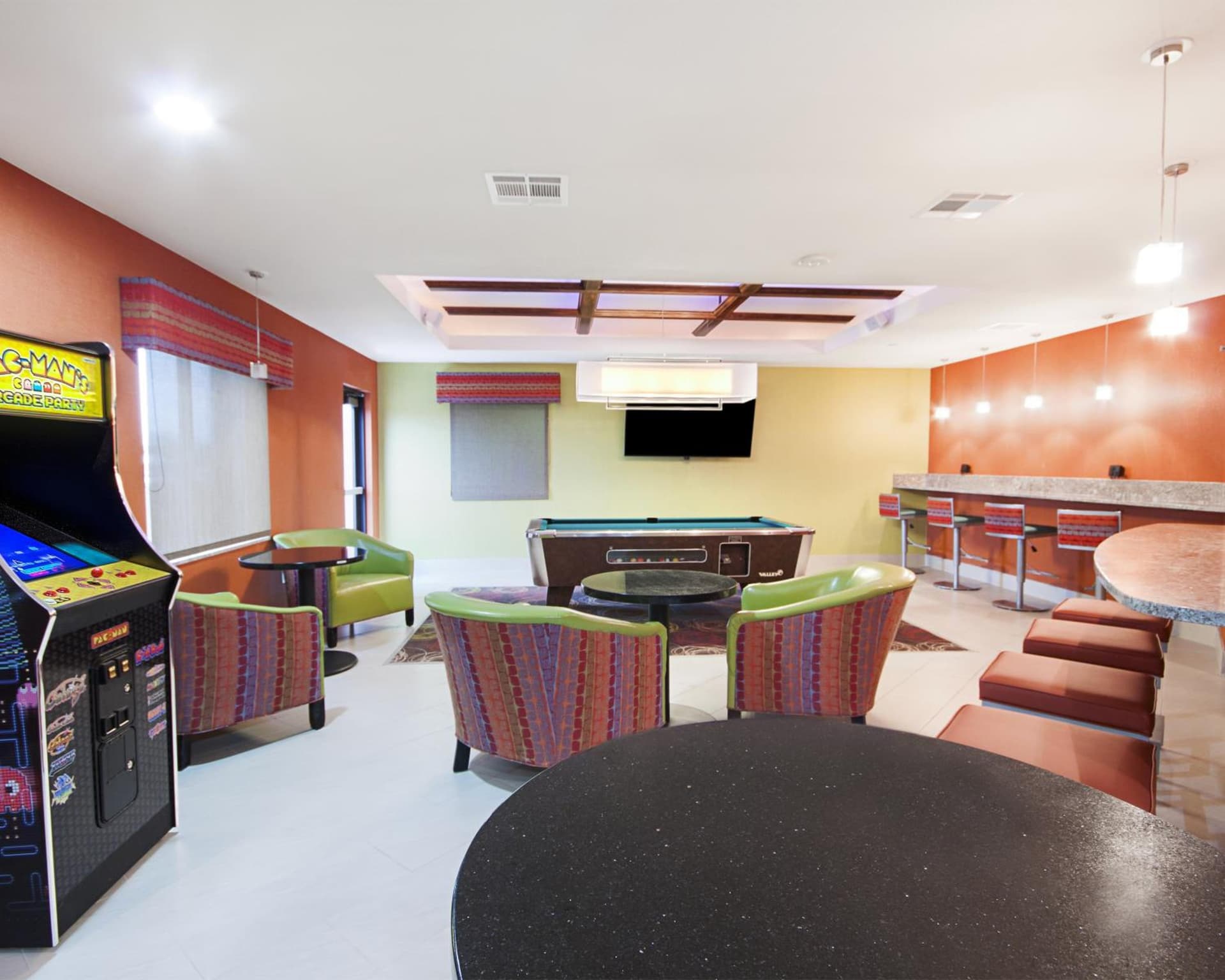 MainStay Suites Hobbs interior in Hobbs, NM — gallery photo 2