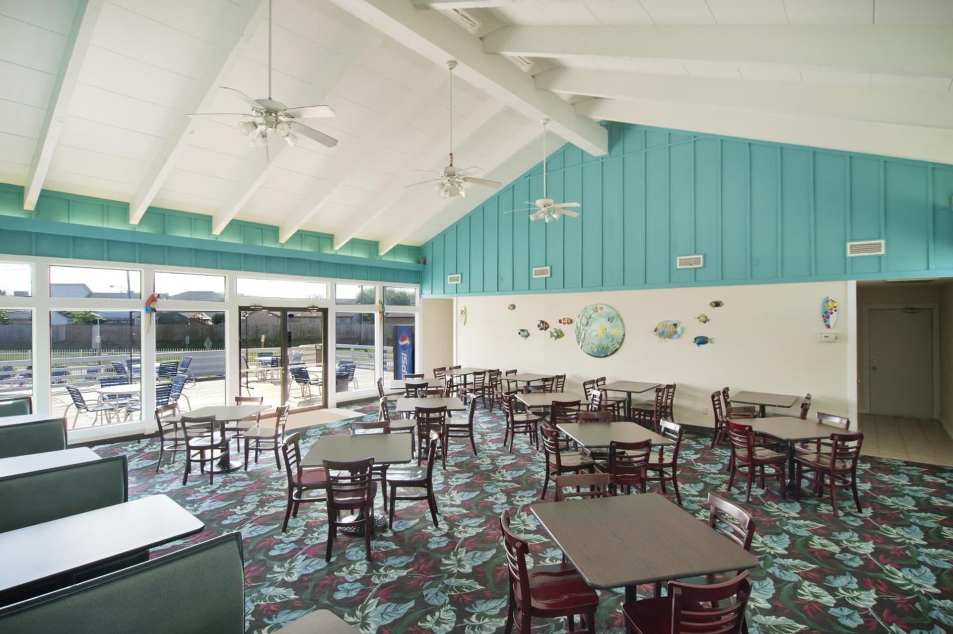 Inn at the Waterpark gallery photo in Galveston, TX — image 4