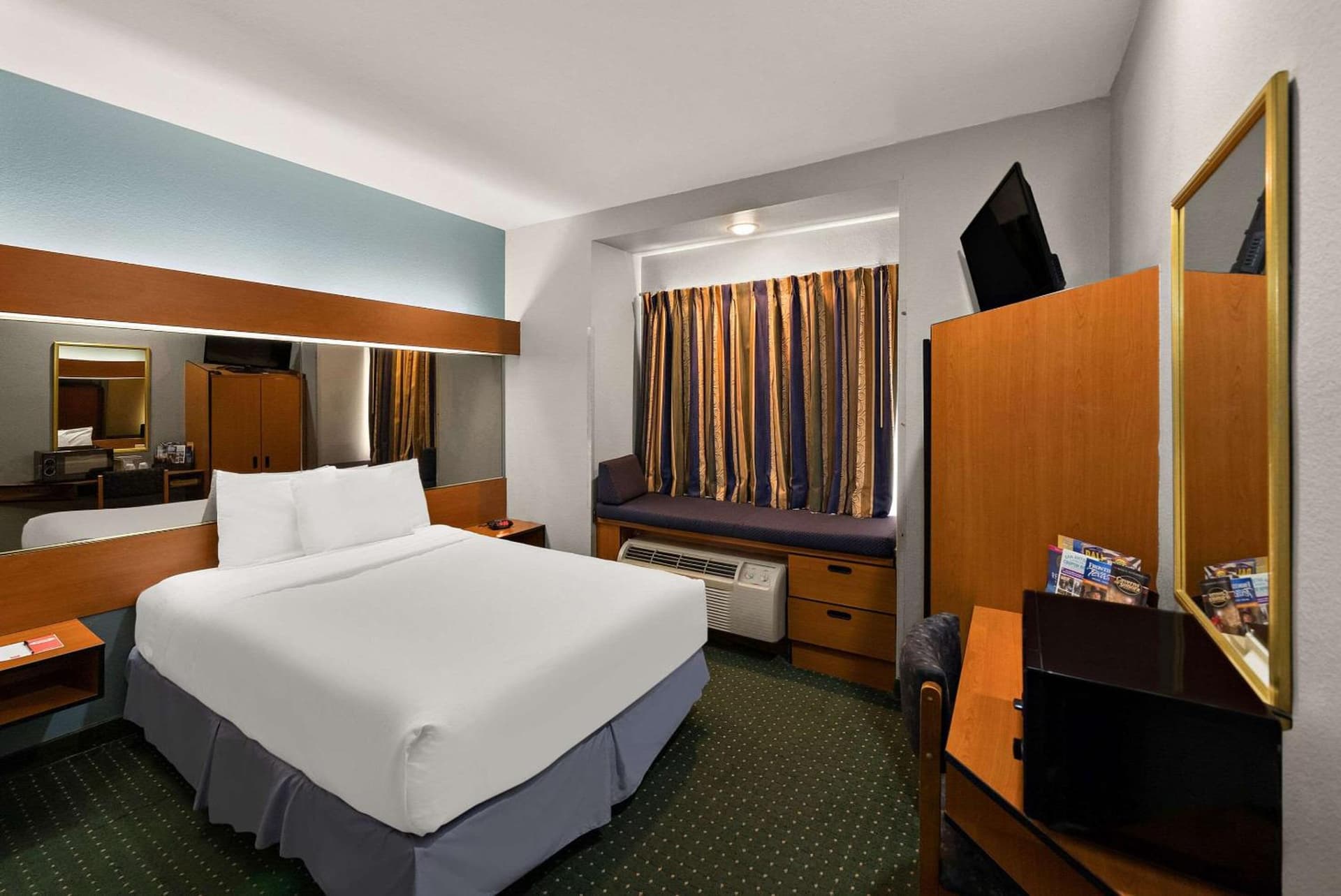 Econo Lodge Inn & Suites Mesquite - Dallas East gallery photo in Mesquite, TX — image 68