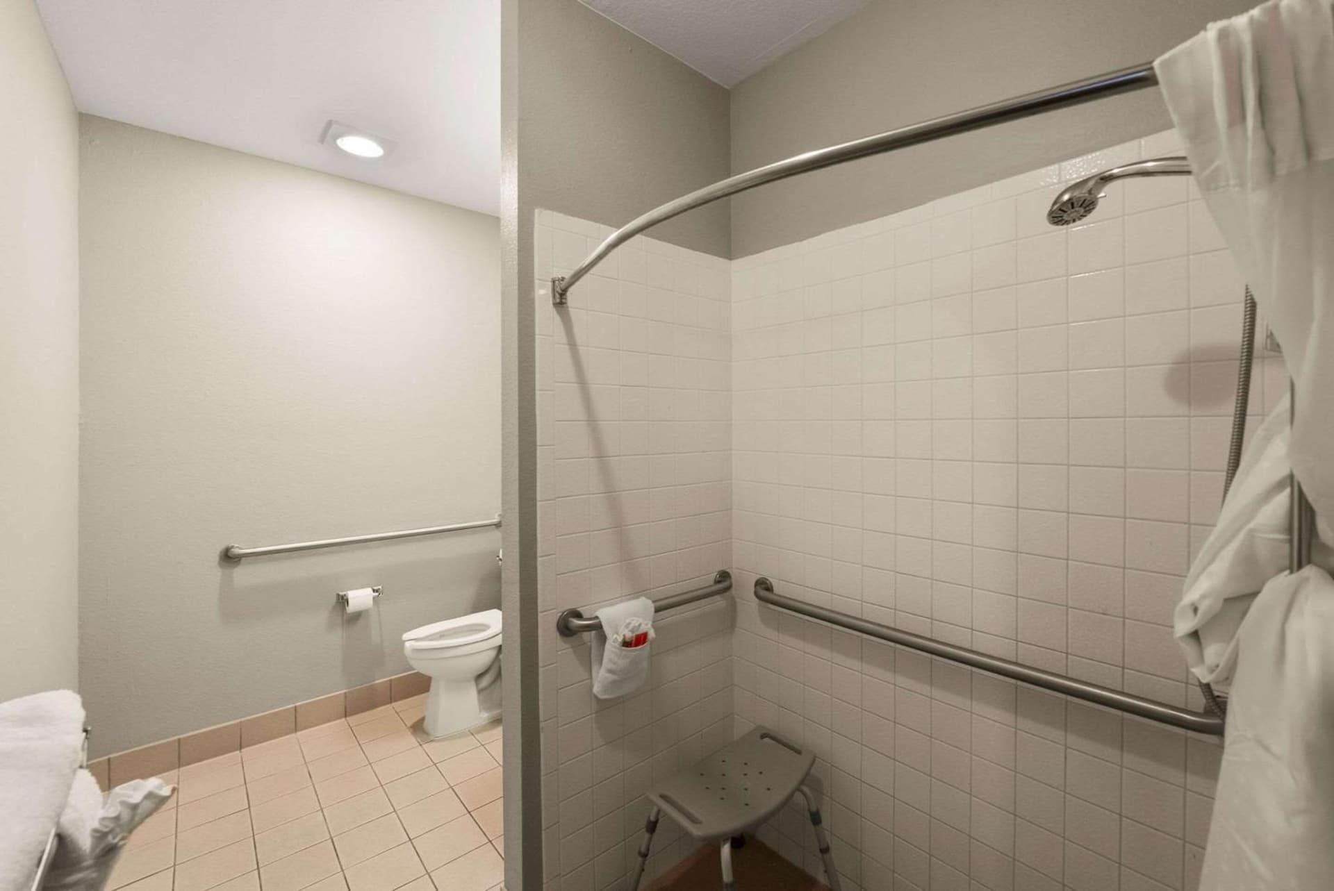 Econo Lodge Inn & Suites Mesquite - Dallas East gallery photo in Mesquite, TX — image 22