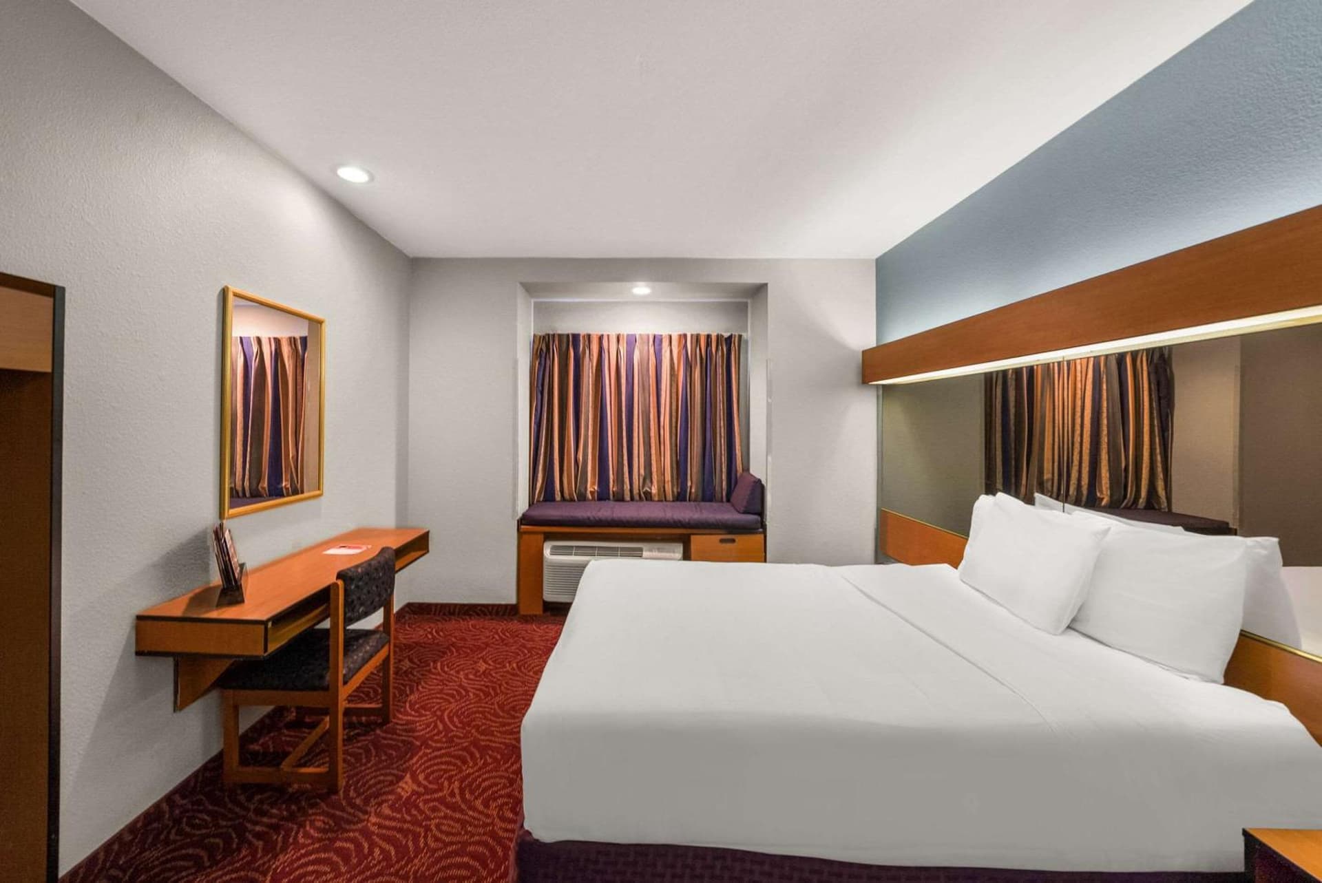 Econo Lodge Inn & Suites Mesquite - Dallas East gallery photo in Mesquite, TX — image 47