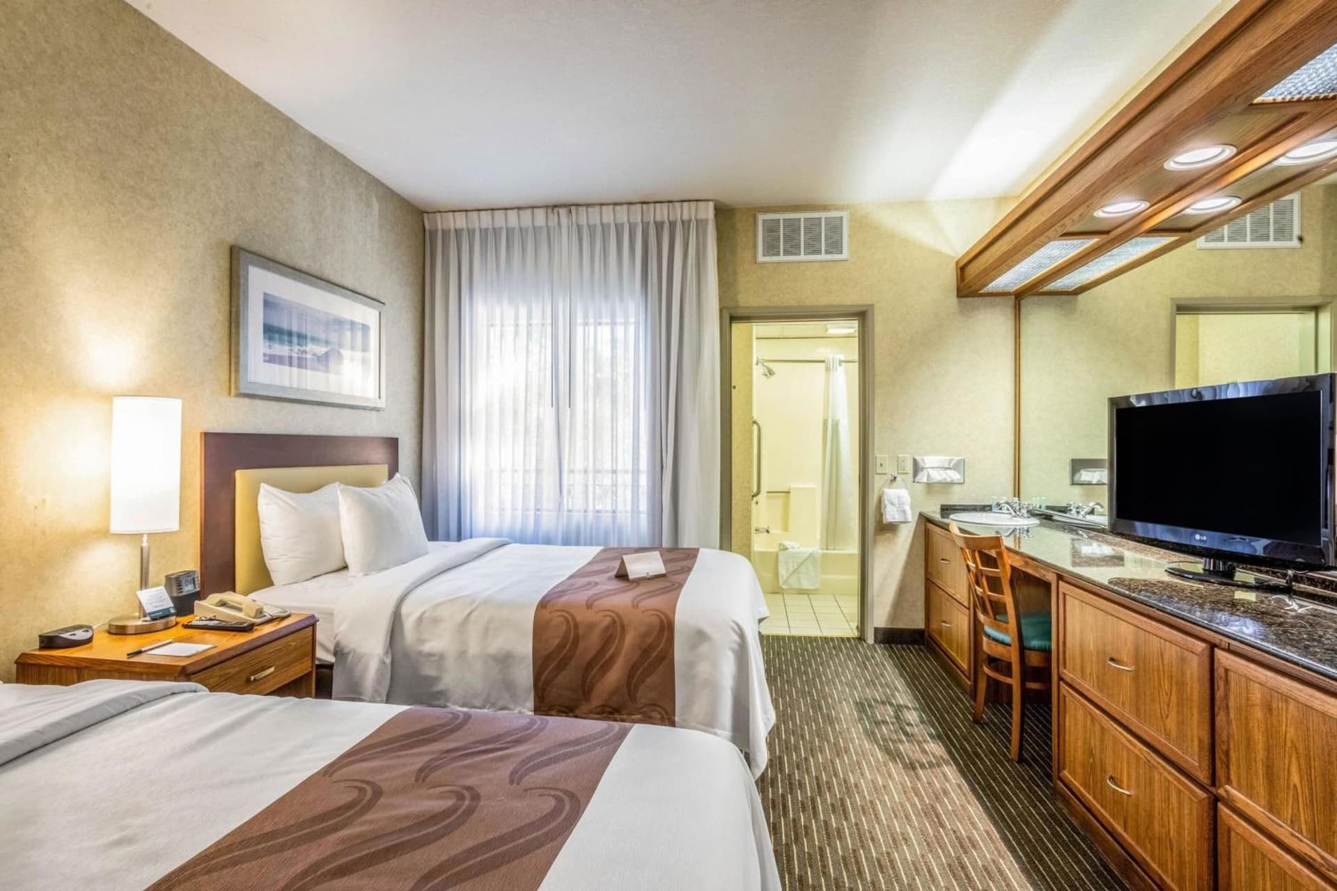 Quality Suites Downtown San Luis Obispo gallery photo in San Luis Obispo, CA — image 7