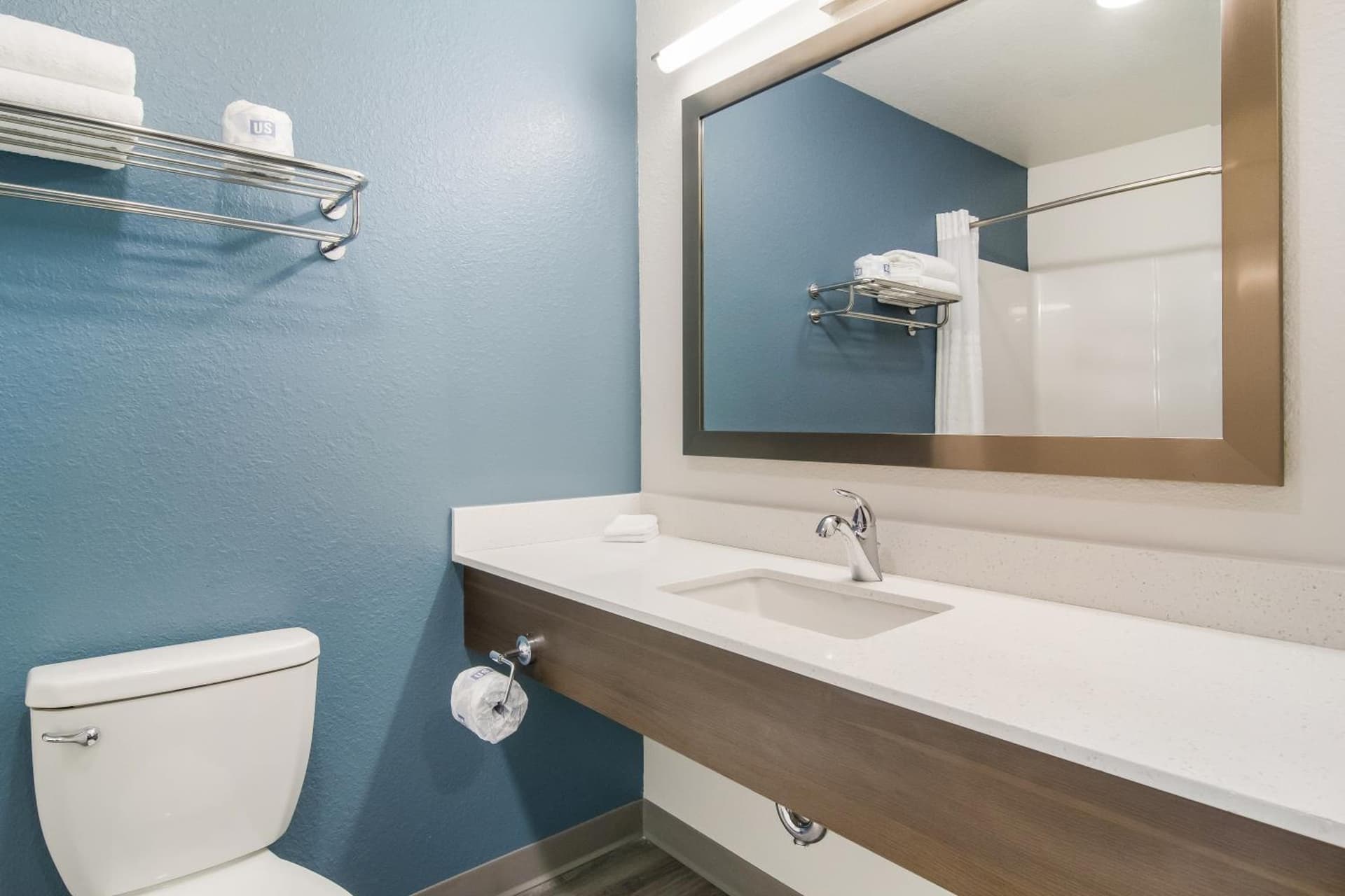 WoodSpring Suites Dearborn Detroit gallery photo in Dearborn, MI — image 36