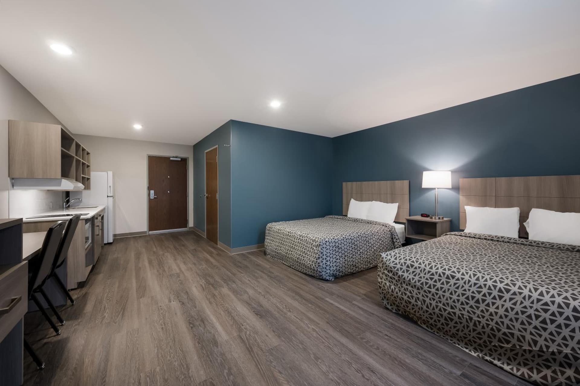 WoodSpring Suites Dearborn Detroit gallery photo in Dearborn, MI — image 50