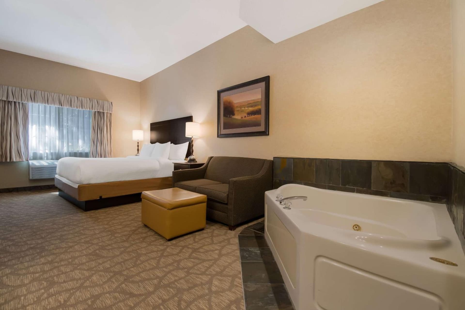 Best Western University Inn and Suites gallery photo in Forest Grove, OR — image 4