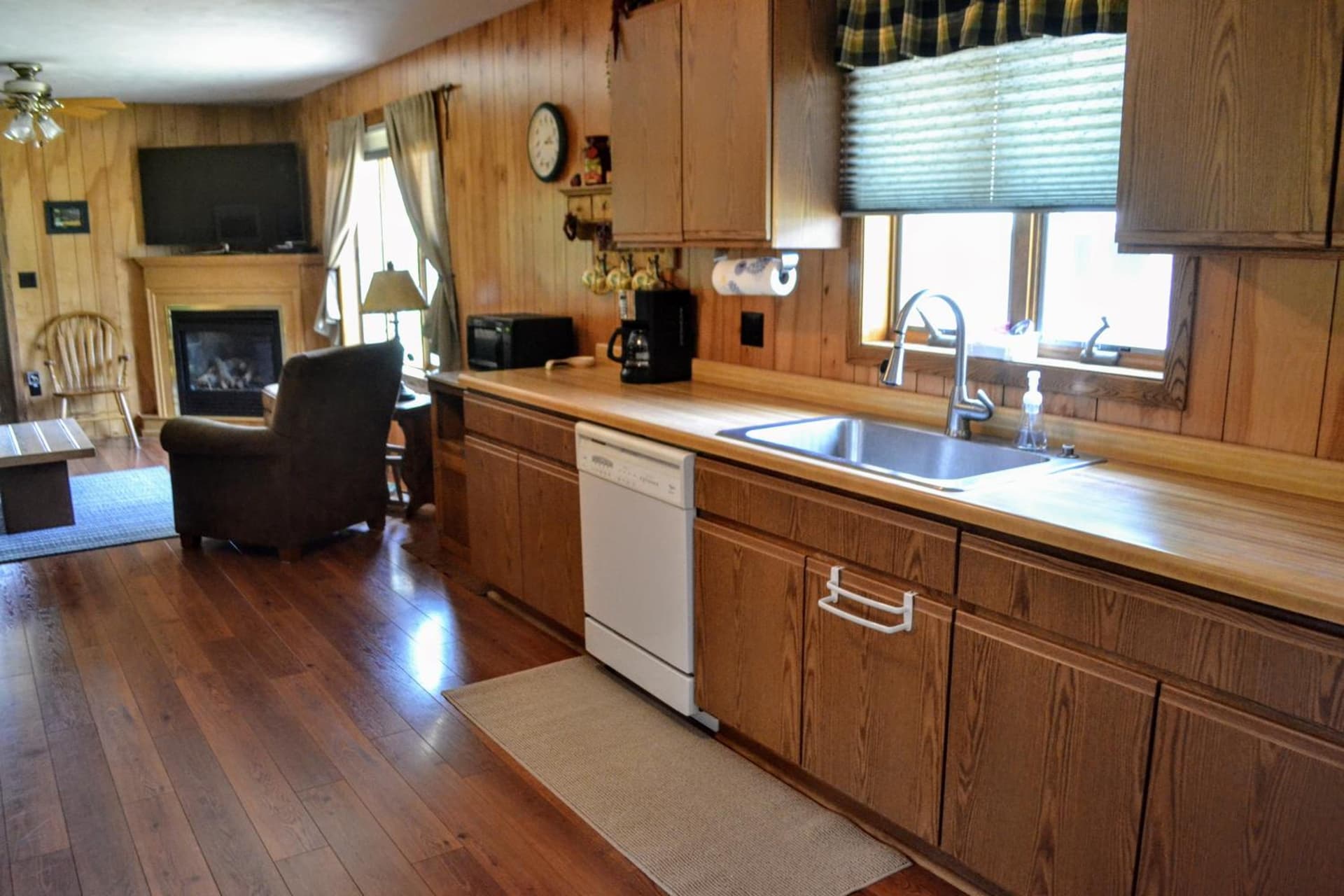 Northern Resort 15 property views in Minocqua, WI — gallery photo 3