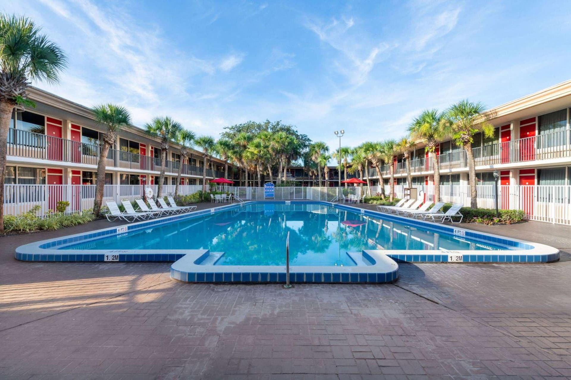Ramada by Wyndham Kissimmee Gateway - Free Theme Park Shuttle gallery photo in Orlando, FL — image 38