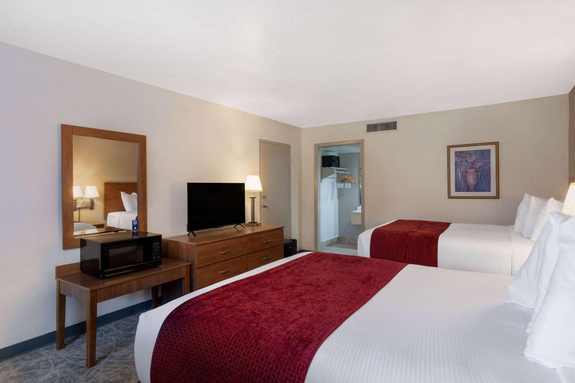 Ramada by Wyndham Kissimmee Gateway - Free Theme Park Shuttle gallery photo in Orlando, FL — image 54