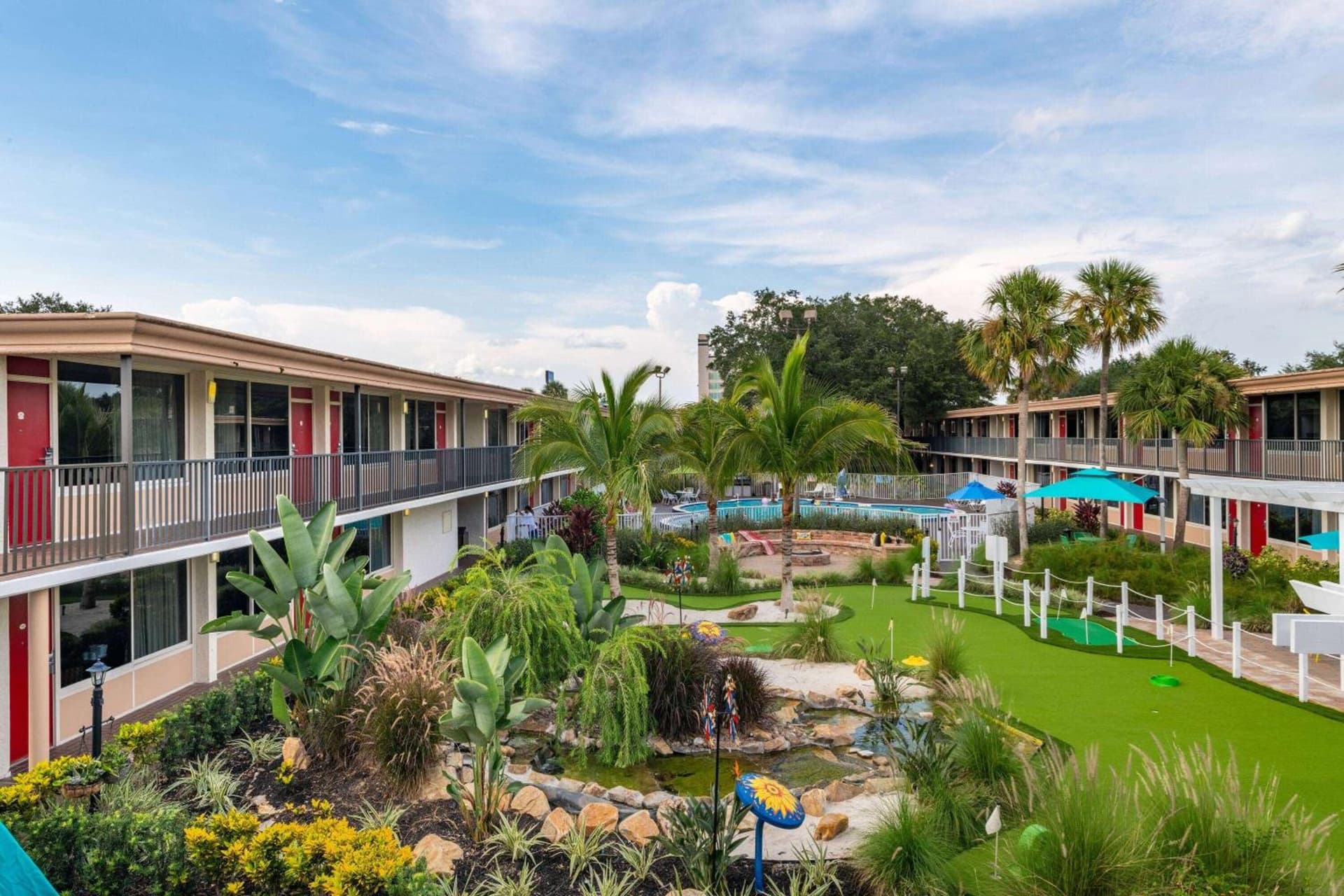 Ramada by Wyndham Kissimmee Gateway - Free Theme Park Shuttle gallery photo in Orlando, FL — image 56