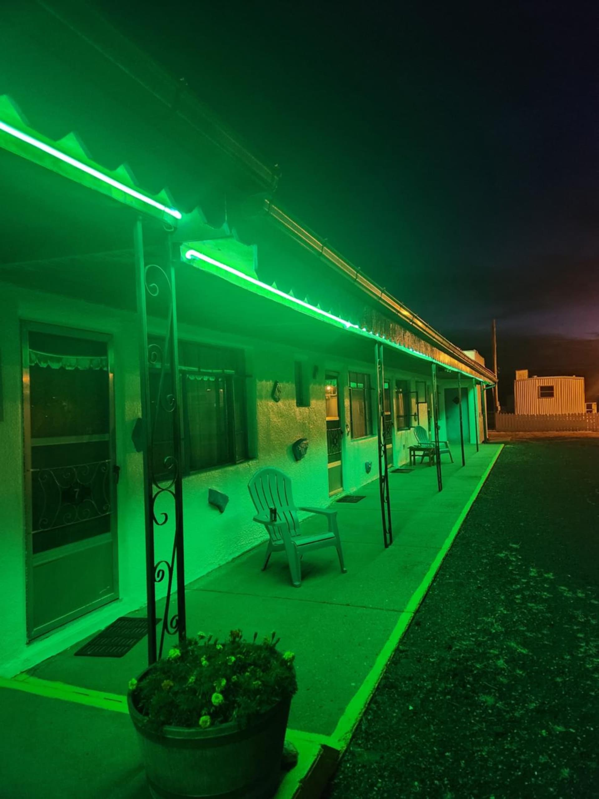 Maverick Motel property views in Raton, NM — gallery photo 3