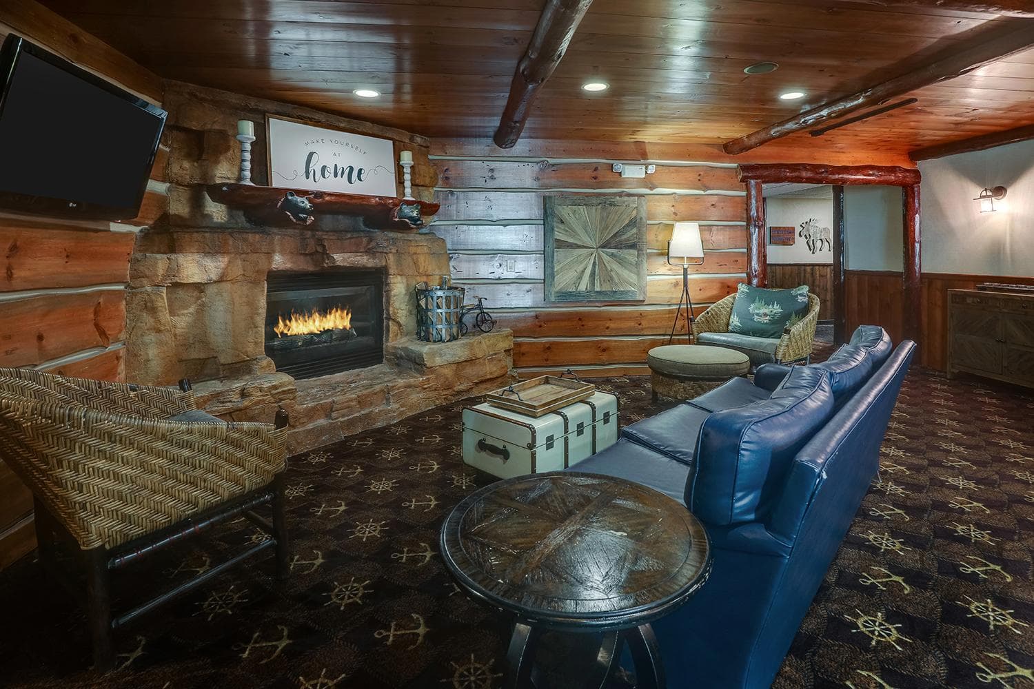 Stoney Creek Hotel Peoria interior in Peoria, IL — gallery photo 2