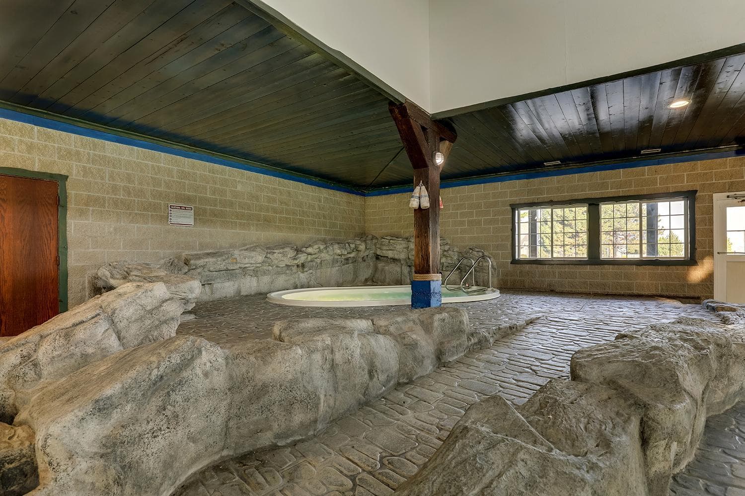 Stoney Creek Hotel Peoria gallery photo in Peoria, IL — image 43